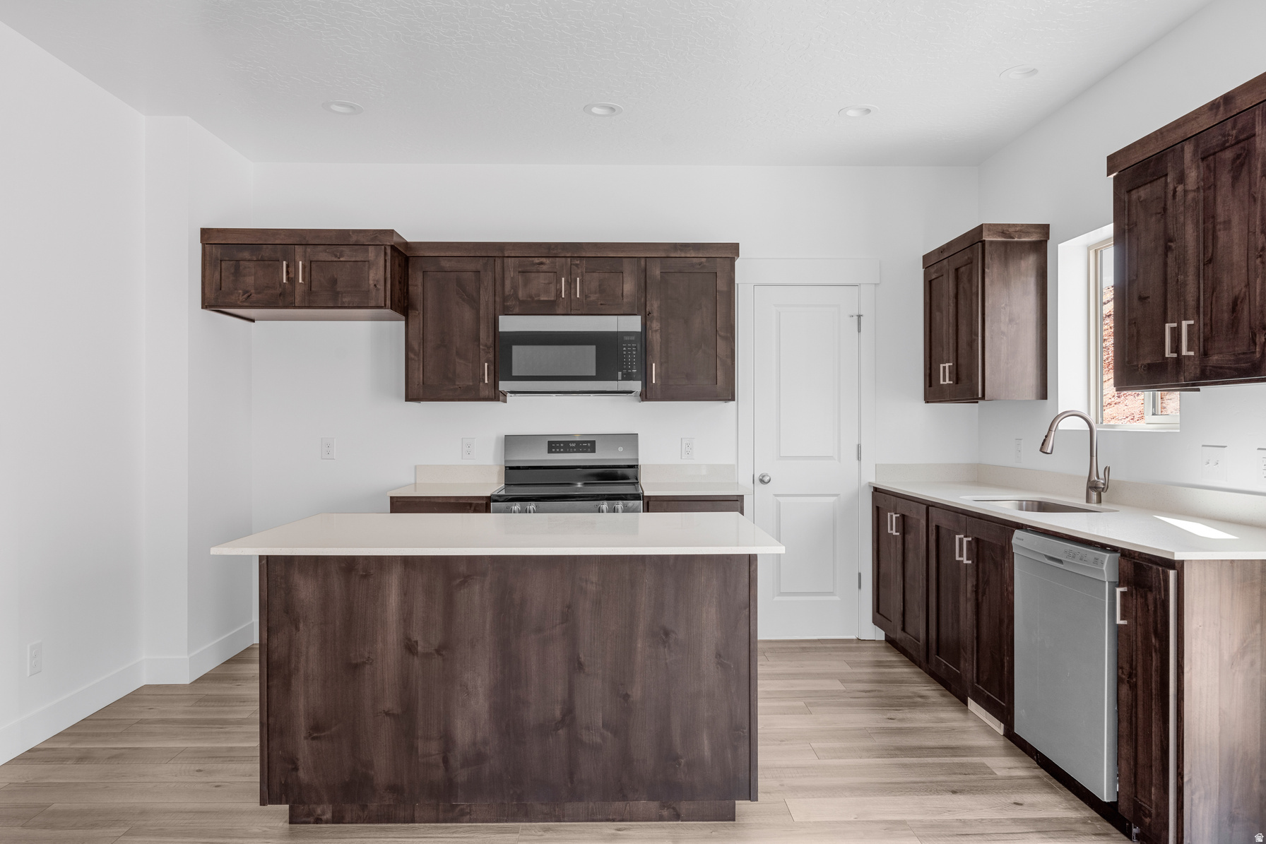 MAPLE MOUNTAIN - Residential