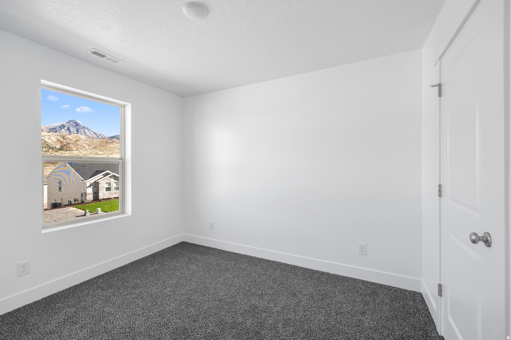 MAPLE MOUNTAIN - Residential