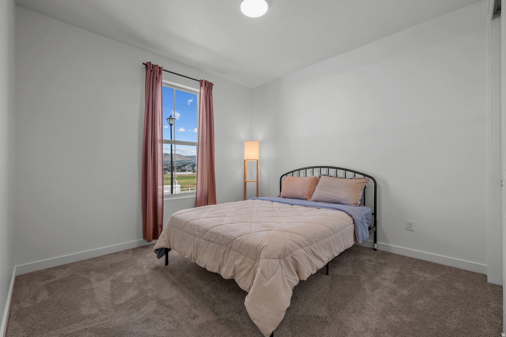 HOLBROOK FARMS - Residential