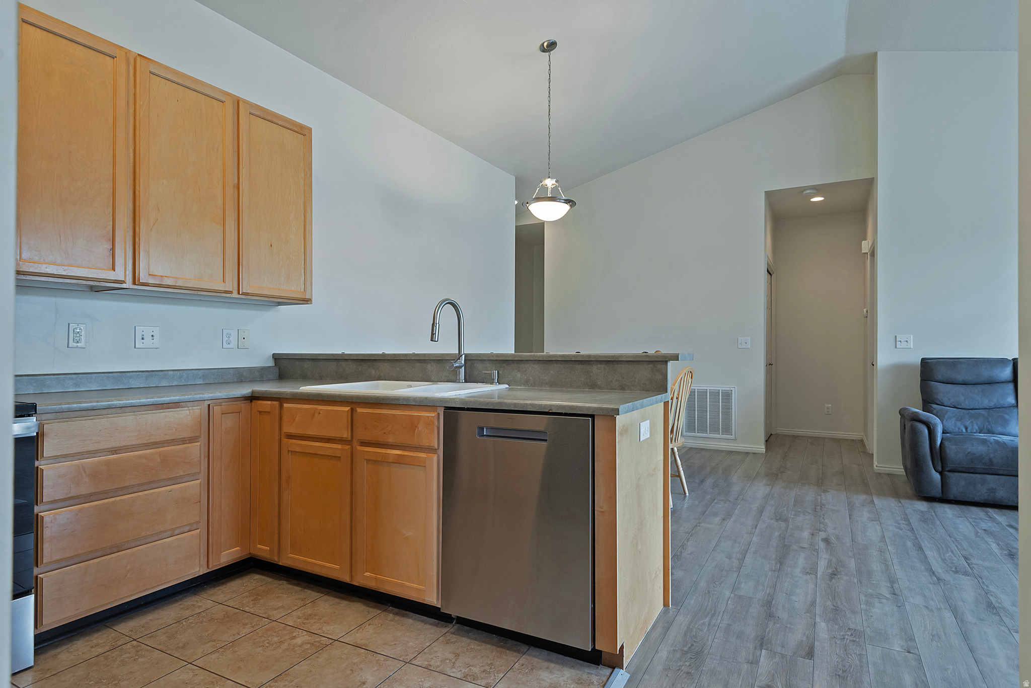 COVENTRY AT FOXBORO - Residential