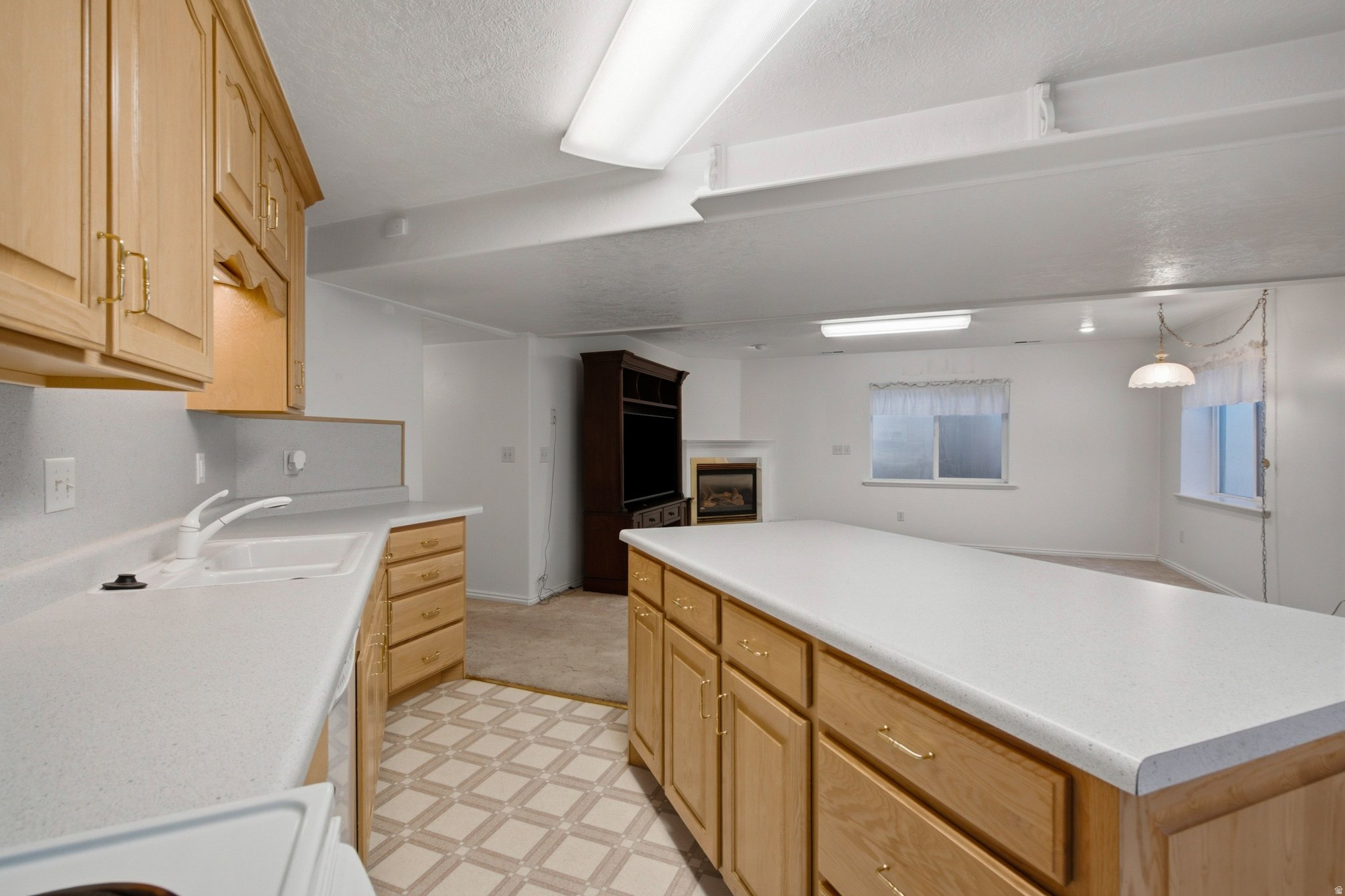 MOUNTAIN ROSE - Residential