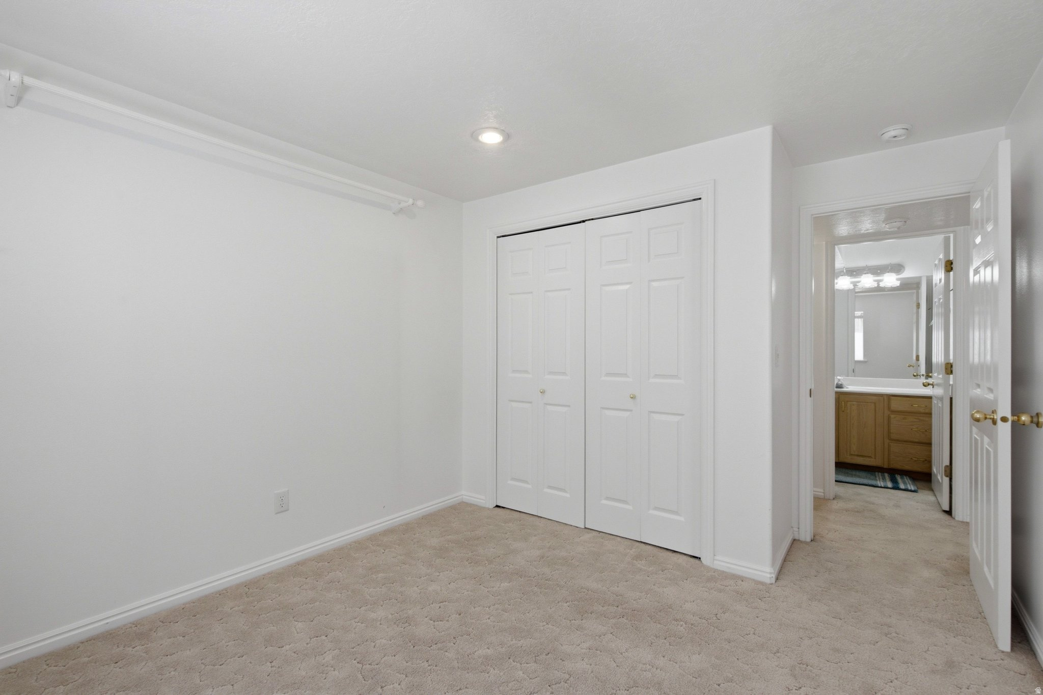 MOUNTAIN ROSE - Residential