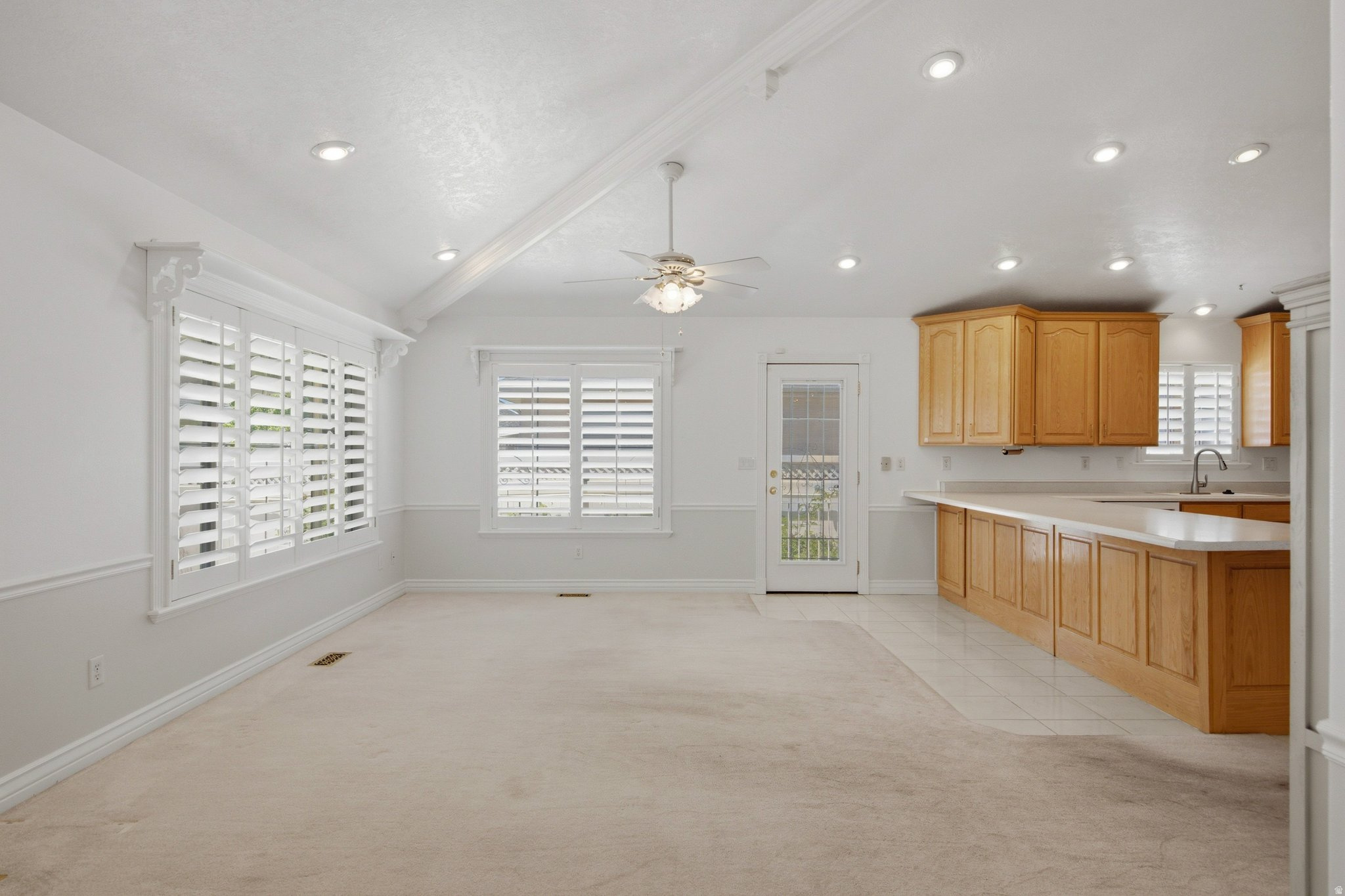 MOUNTAIN ROSE - Residential