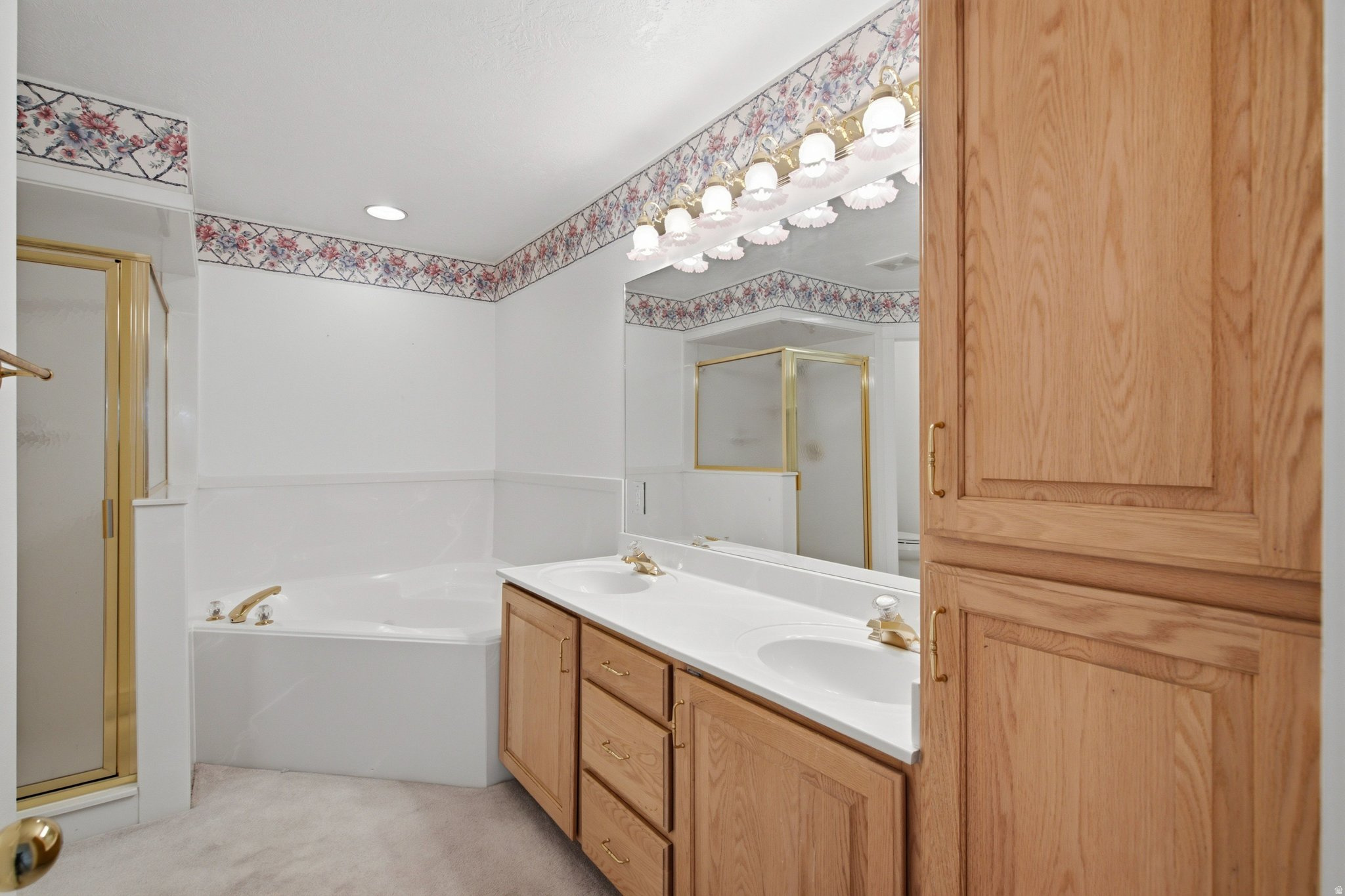MOUNTAIN ROSE - Residential