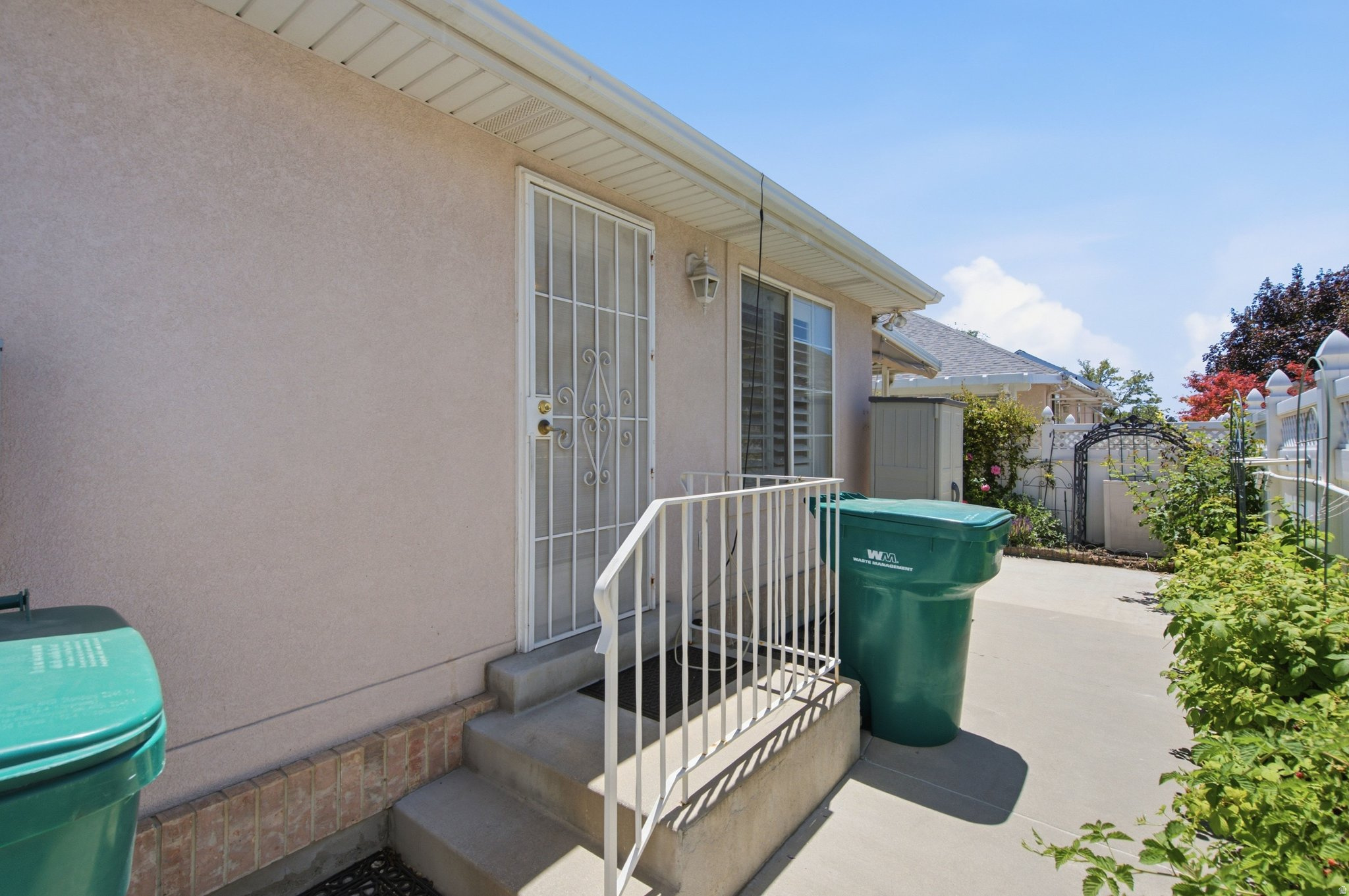 MOUNTAIN ROSE - Residential