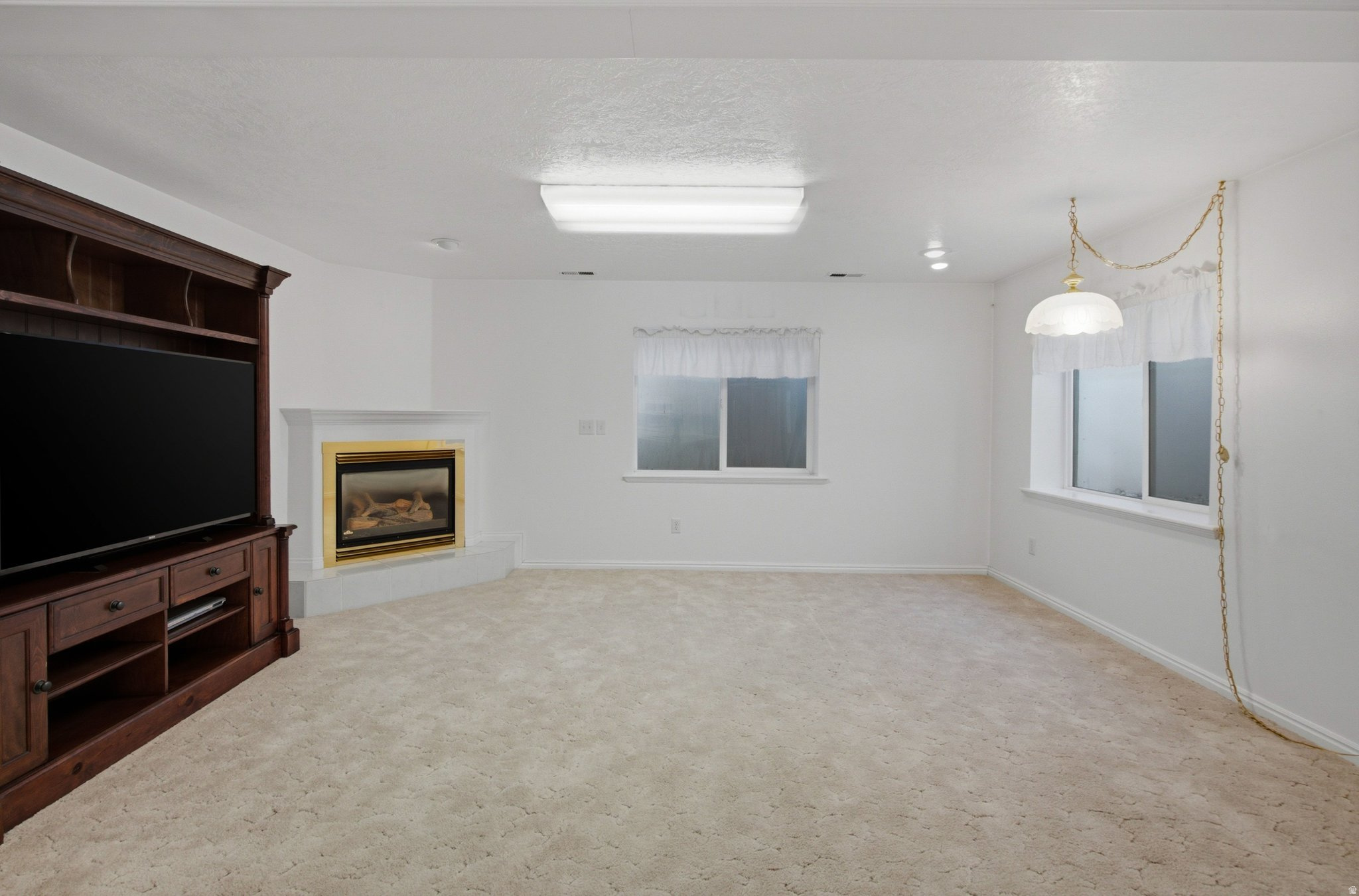 MOUNTAIN ROSE - Residential