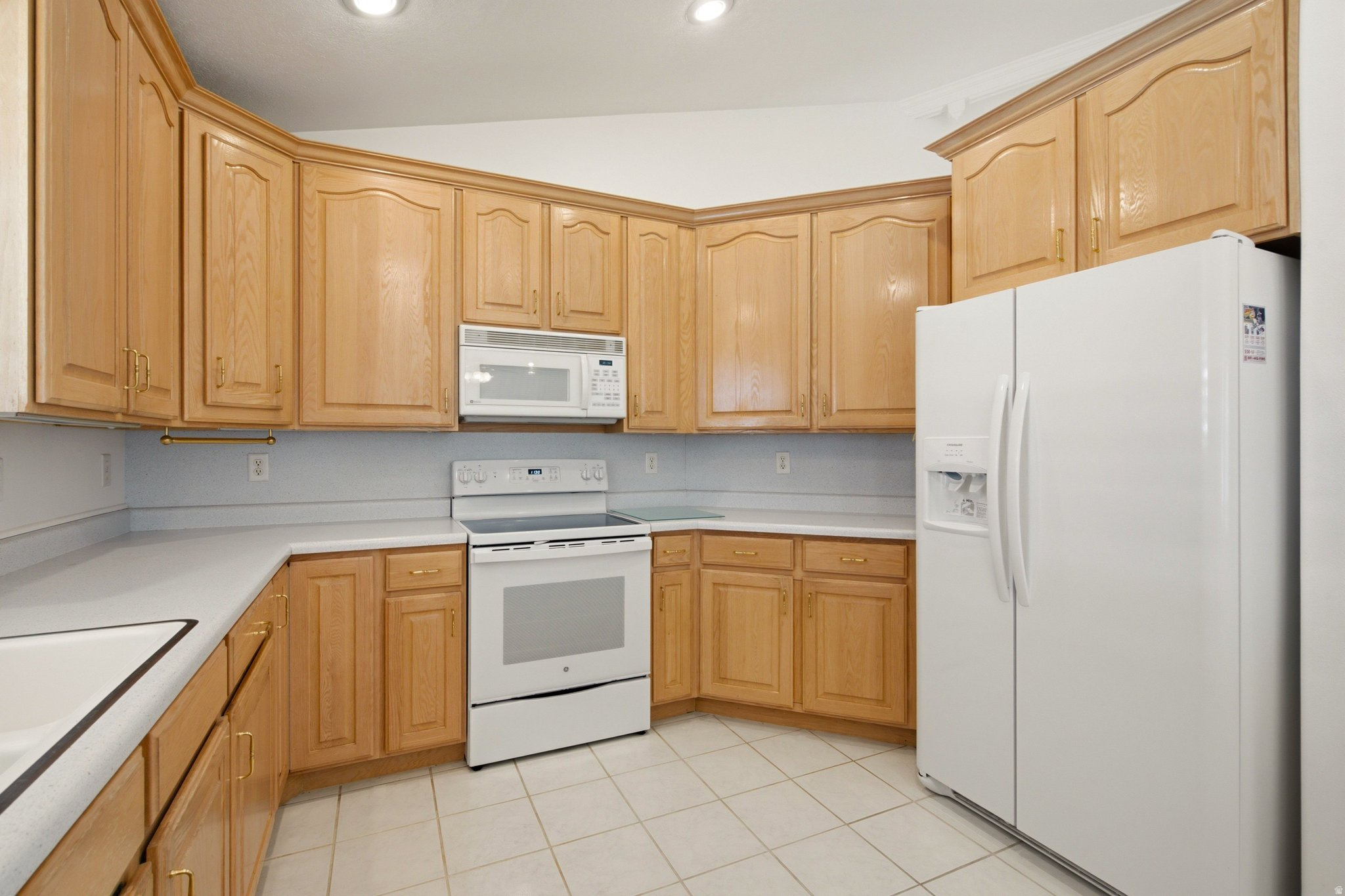 MOUNTAIN ROSE - Residential