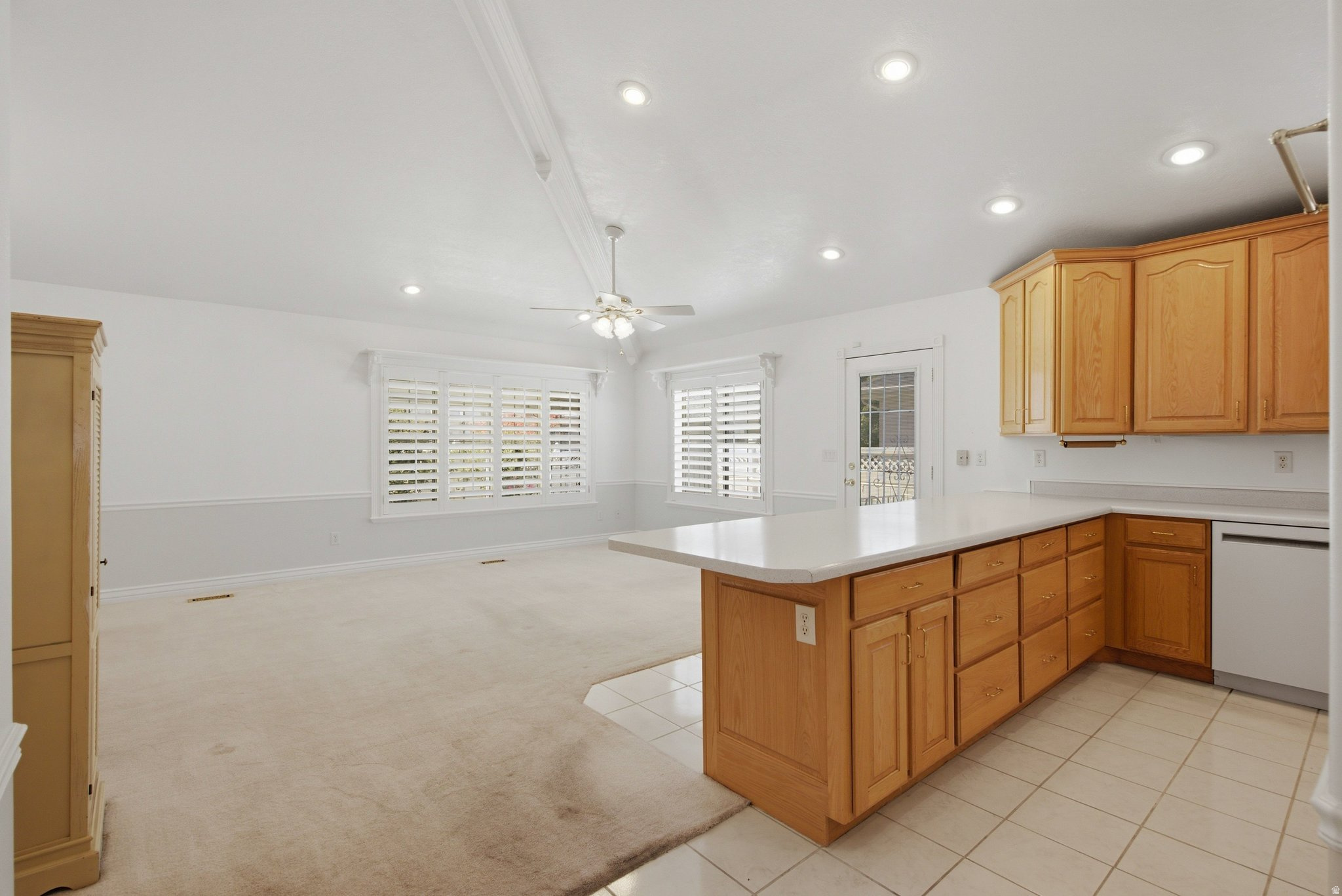 MOUNTAIN ROSE - Residential