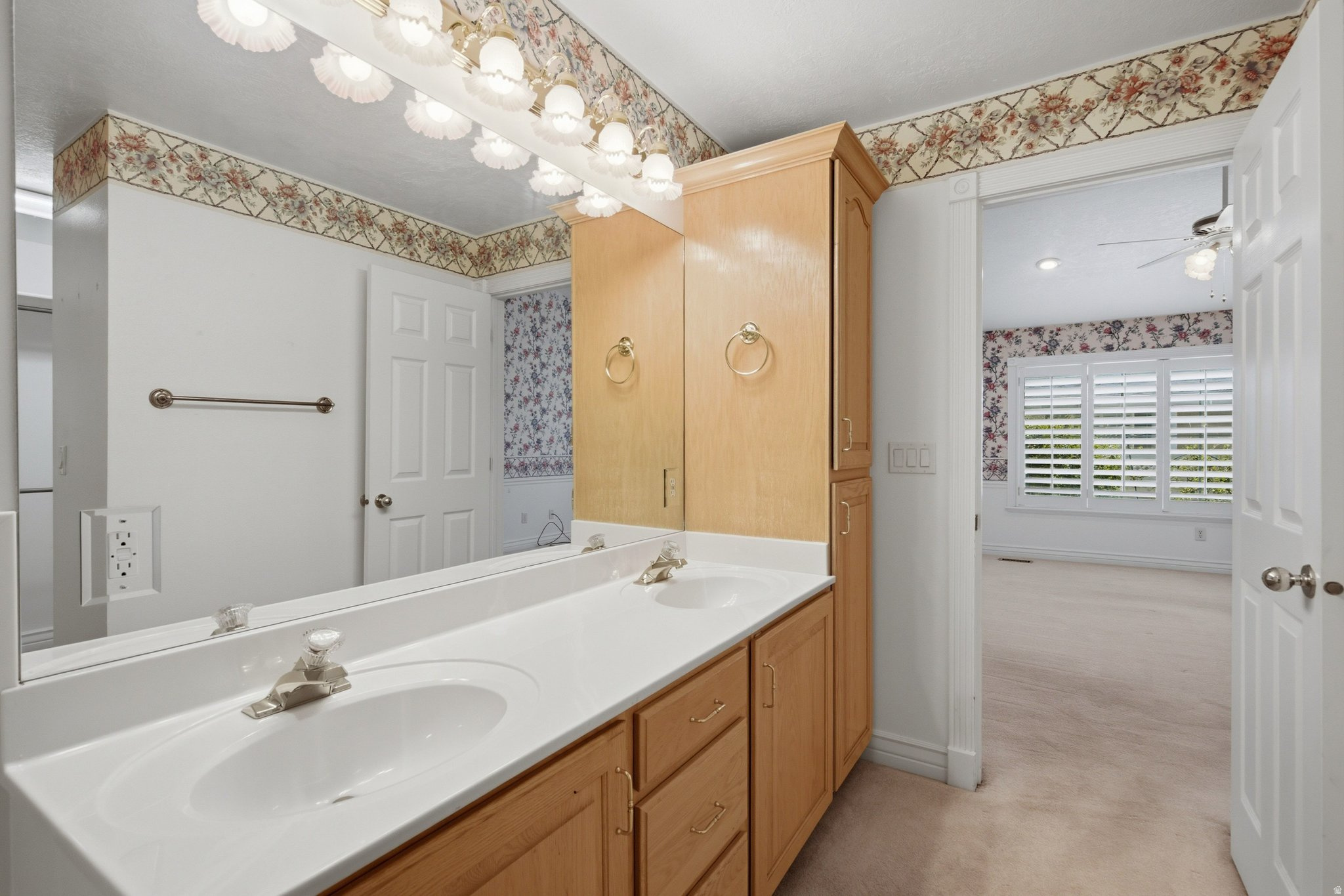 MOUNTAIN ROSE - Residential
