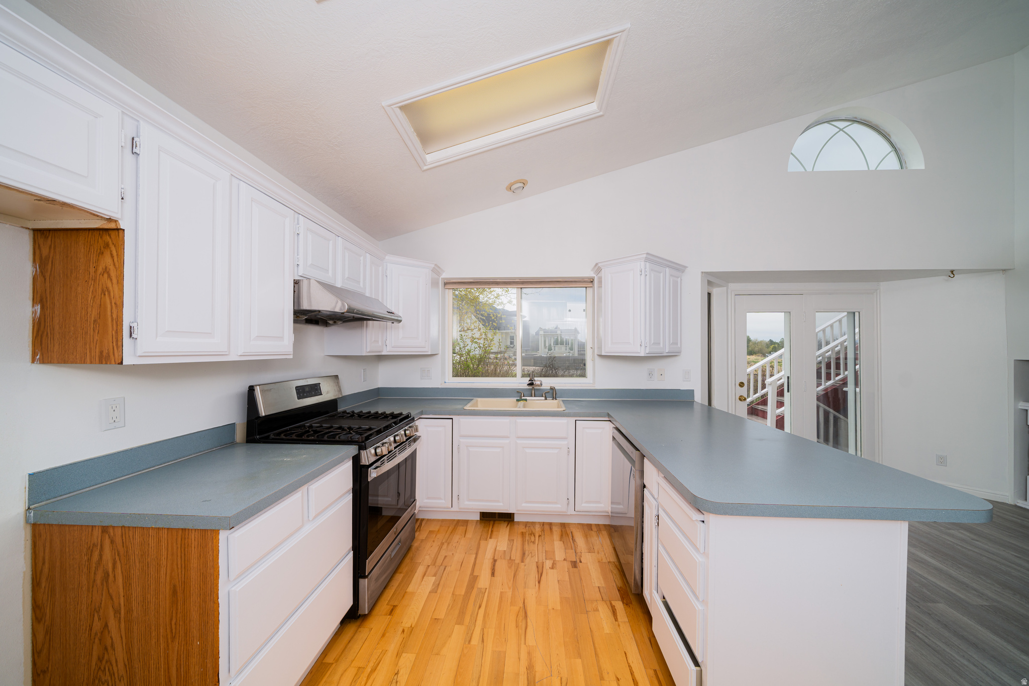 GREEN CANYON COVE - Residential