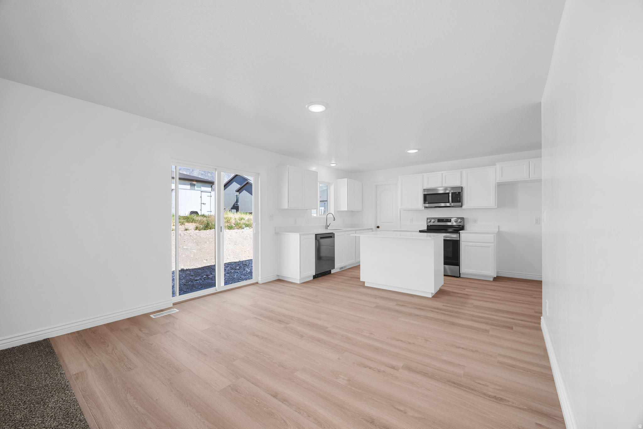 SUMMIT RIDGE - Residential