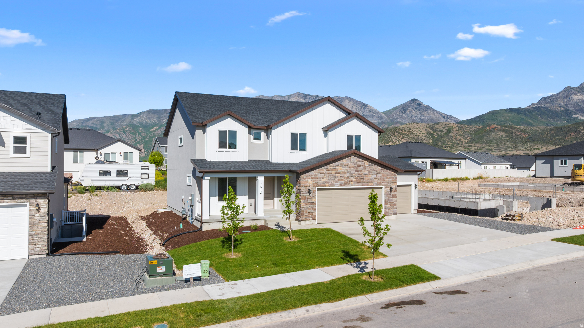 SUMMIT RIDGE - Residential