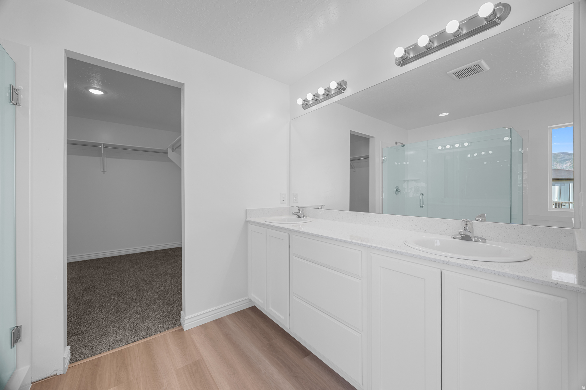 SUMMIT RIDGE - Residential