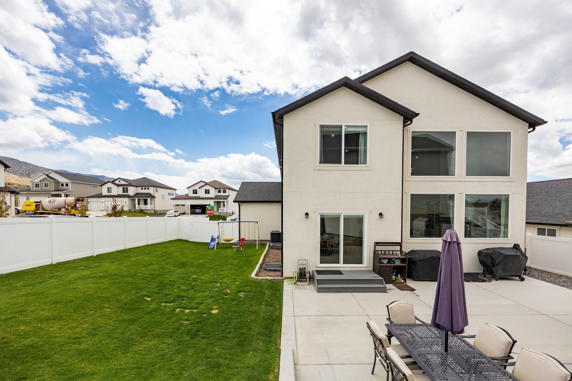 EAGLE POINT - Residential