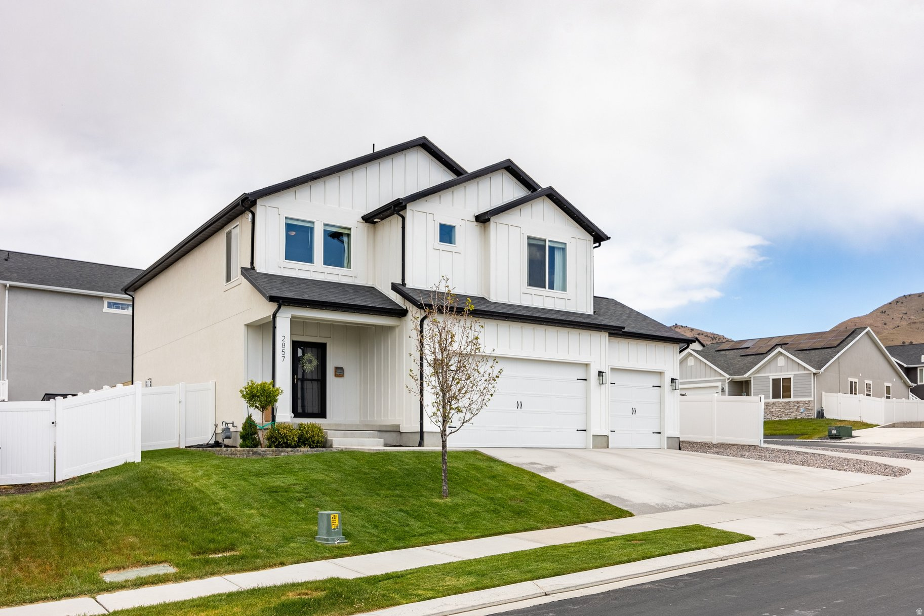 EAGLE POINT - Residential