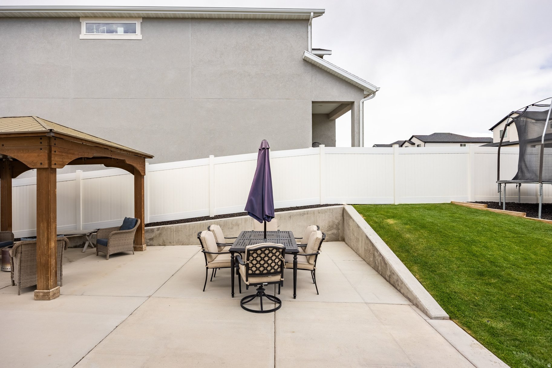 EAGLE POINT - Residential