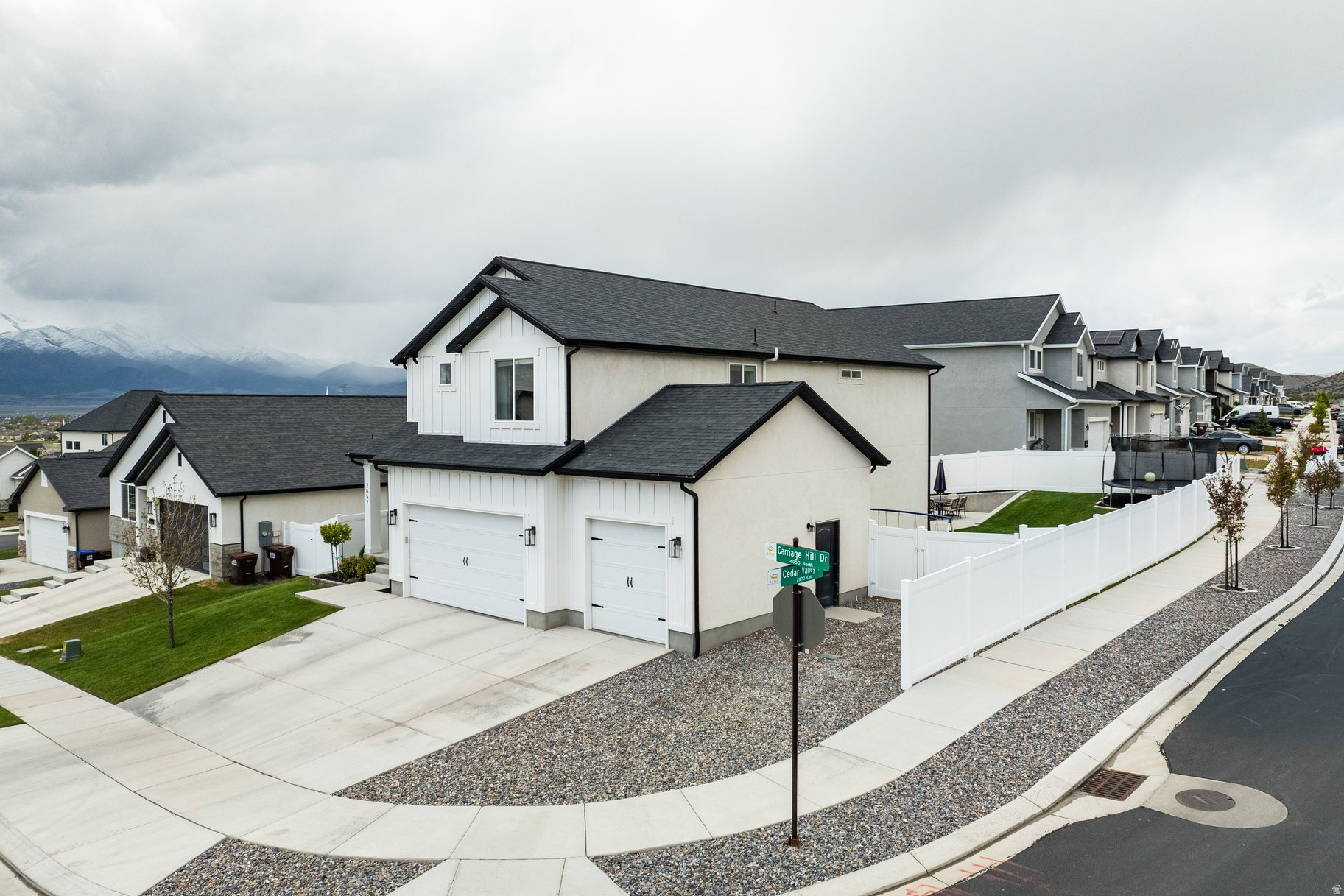 EAGLE POINT - Residential