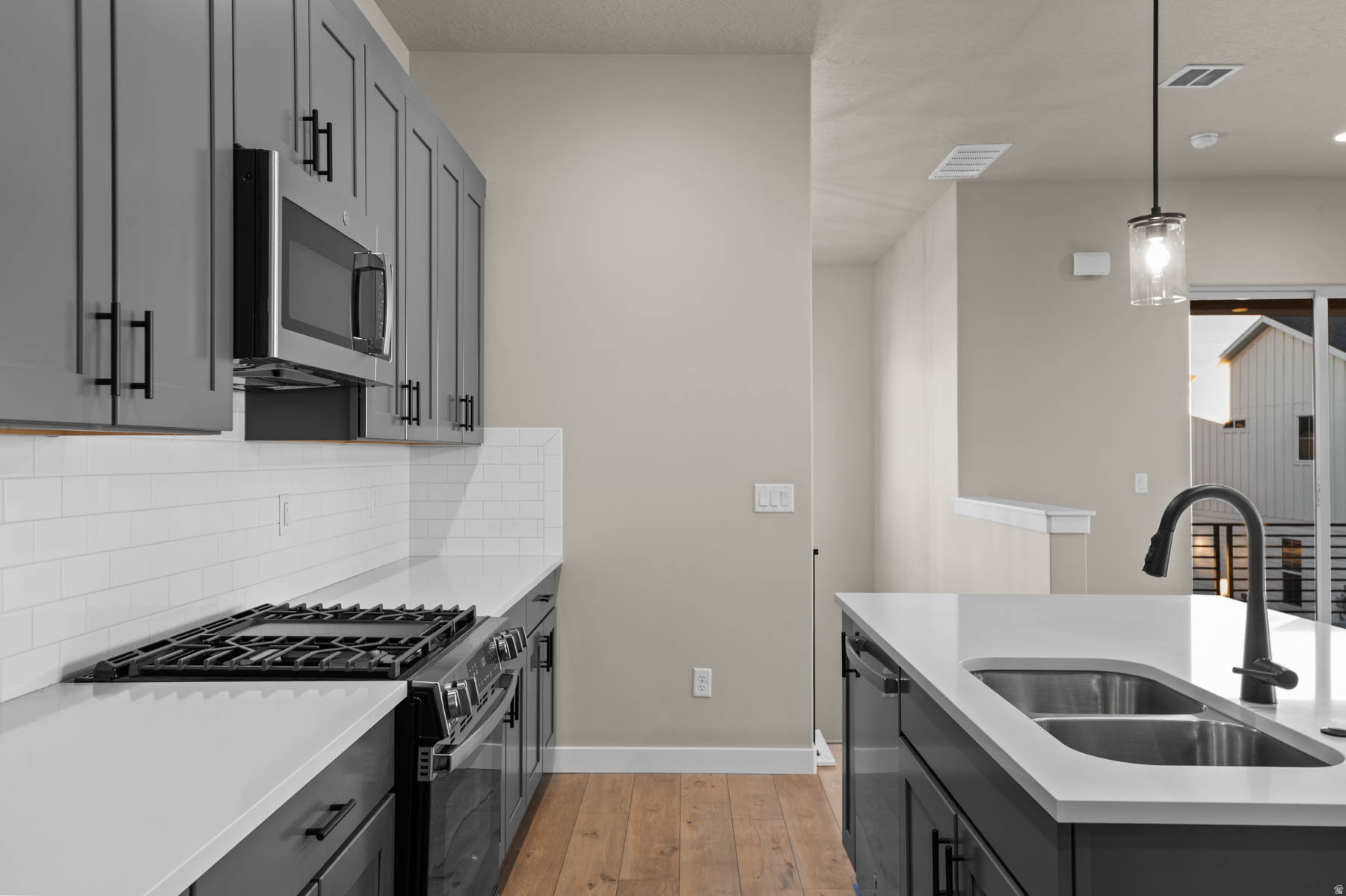 HOLBROOK E VILLAS 624 - Residential