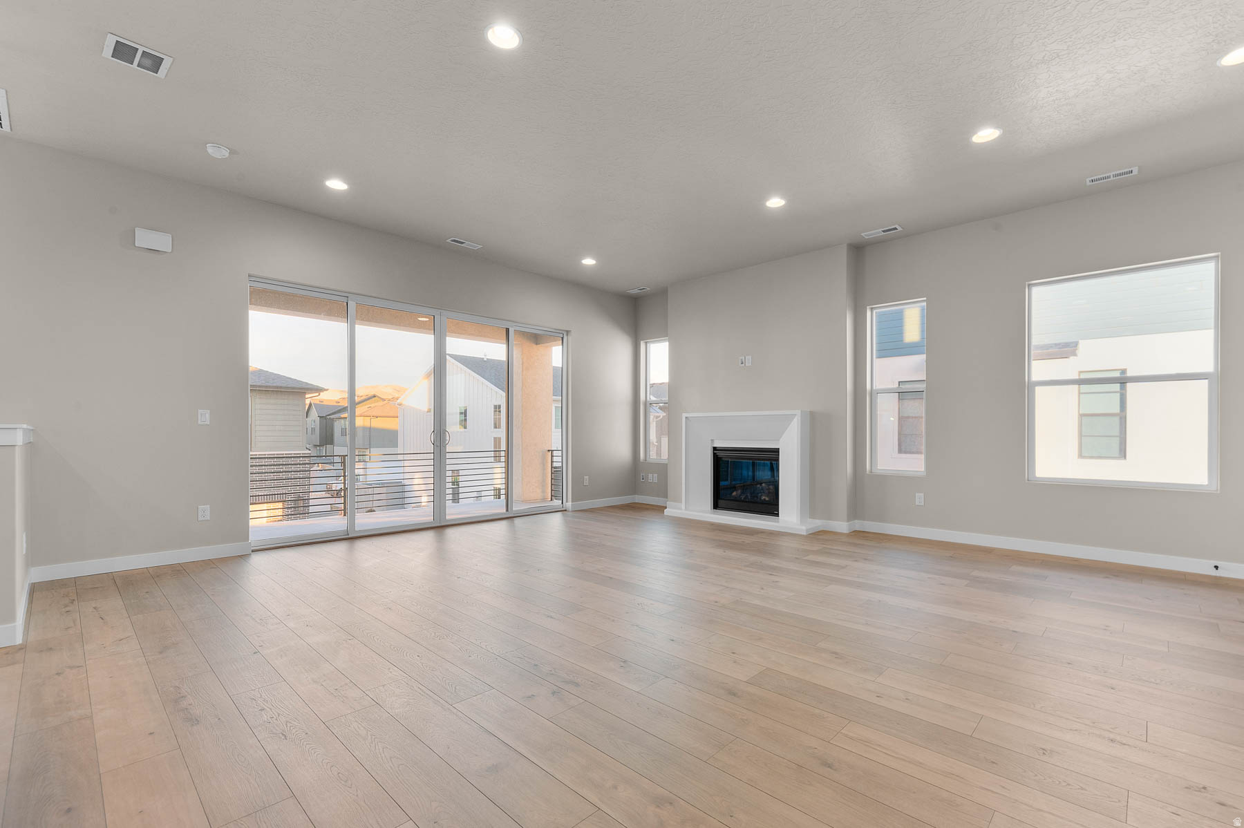 HOLBROOK E VILLAS 624 - Residential