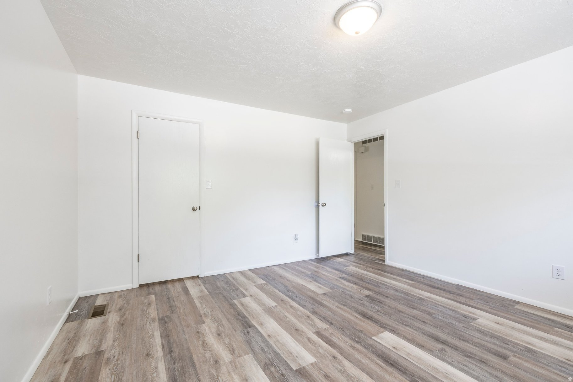 PARKWOOD ESTATES - Residential