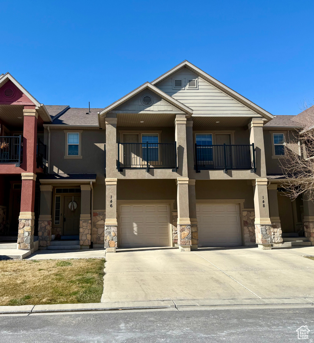 THE GABLES AT SARATOGA SPRINGS - Residential