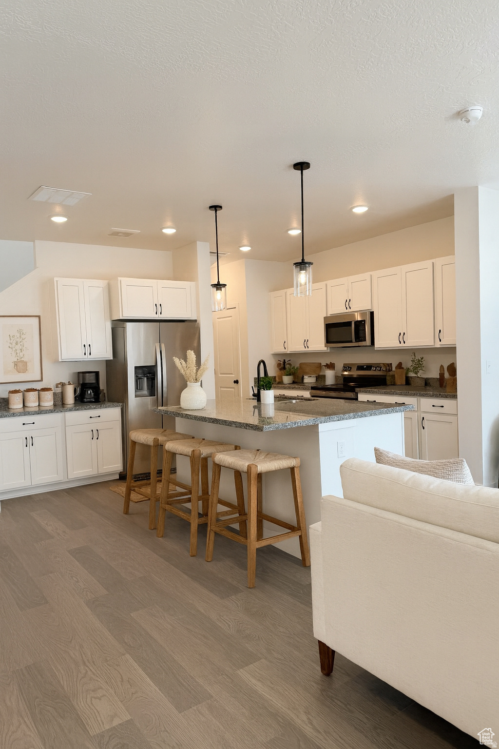 BONNEVILLE T - Residential