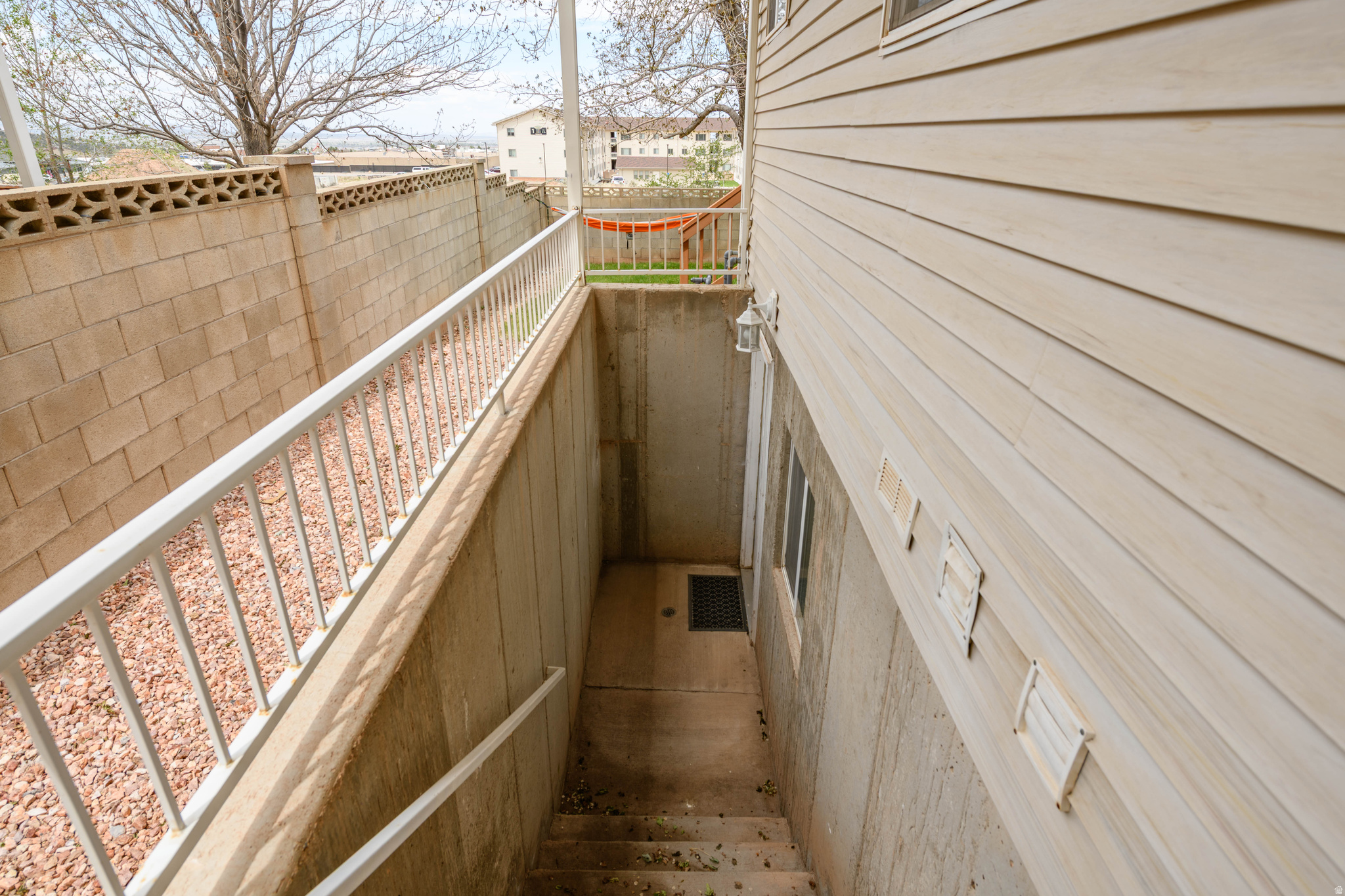 EASTRIDGE - Residential