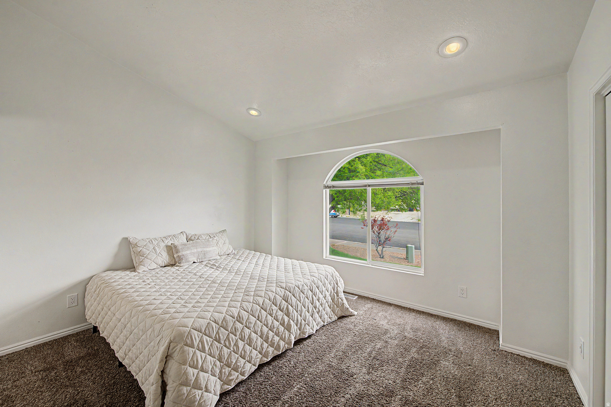 EASTRIDGE - Residential