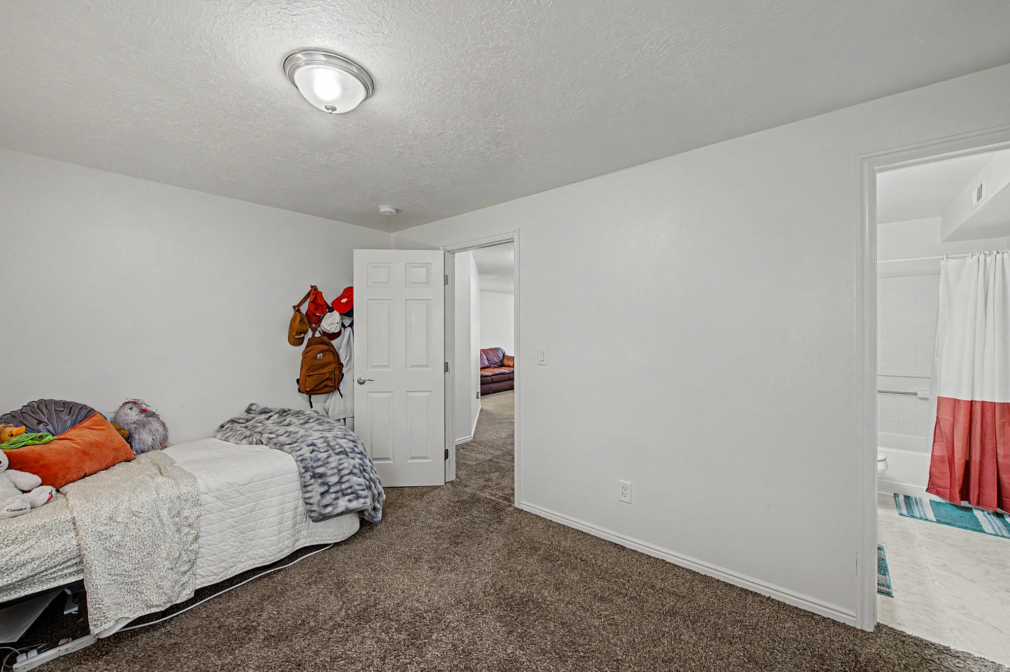 EASTRIDGE - Residential