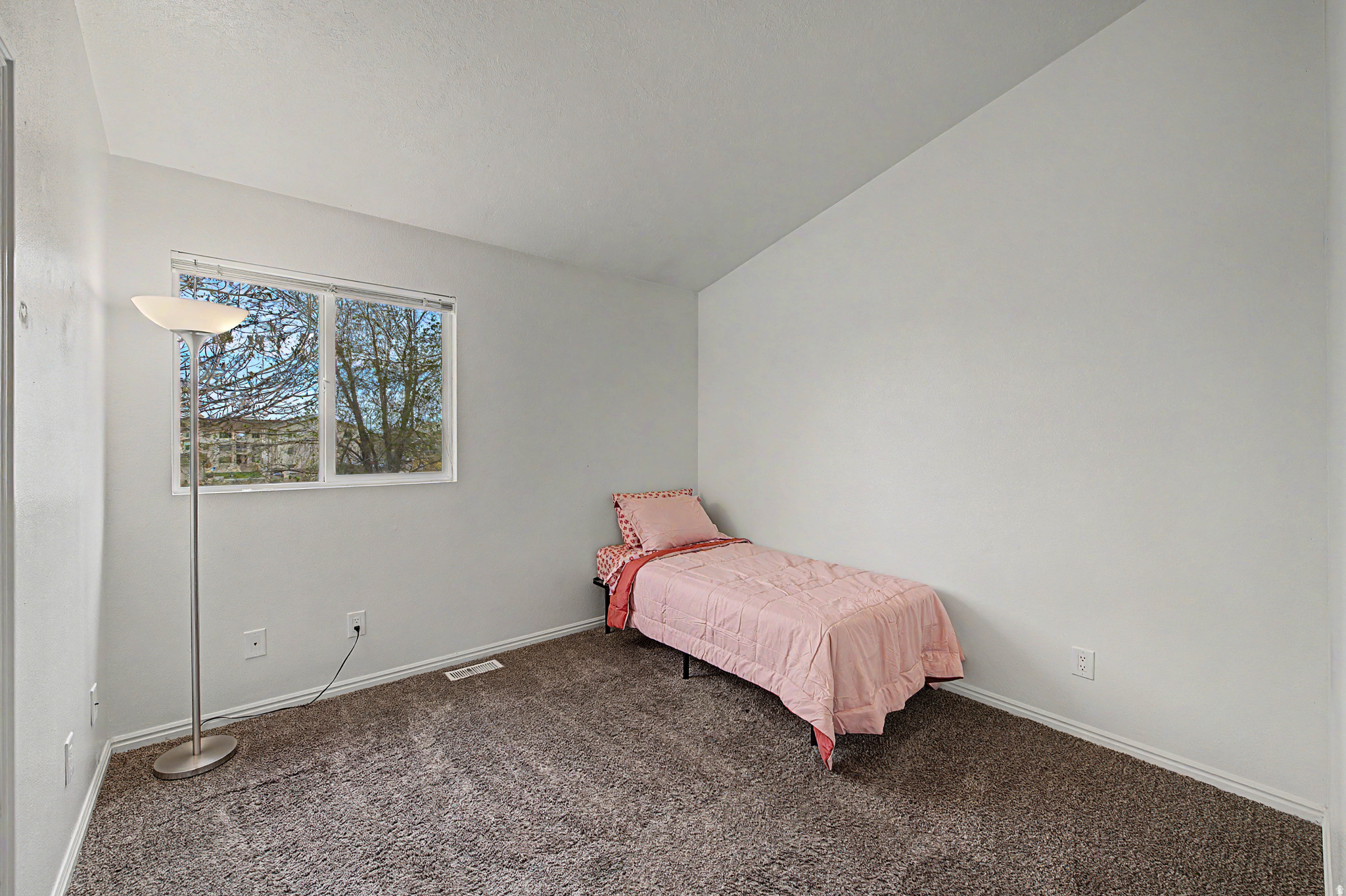 EASTRIDGE - Residential