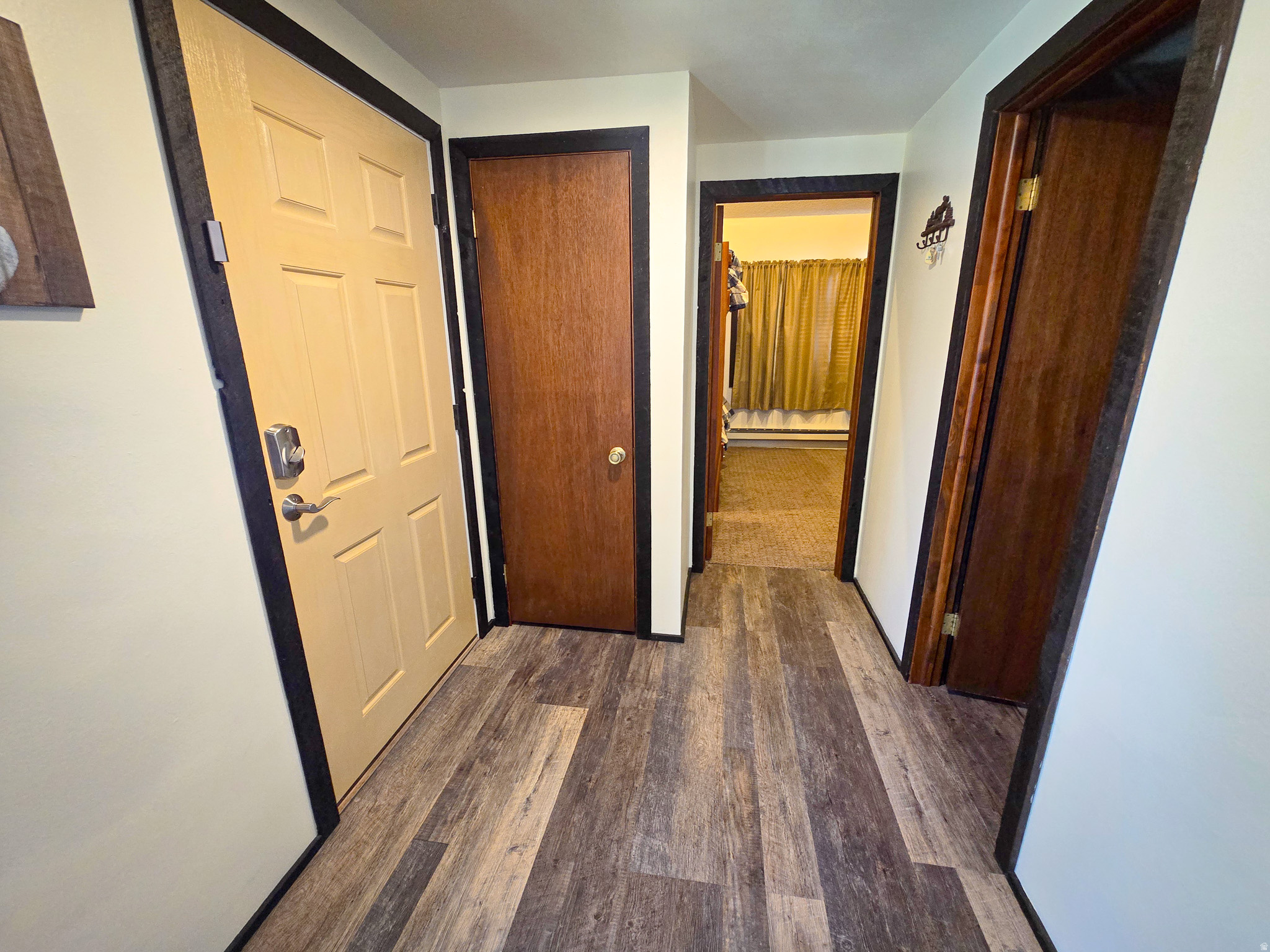 SNOWFLAKE CONDOMINIUMS - Residential