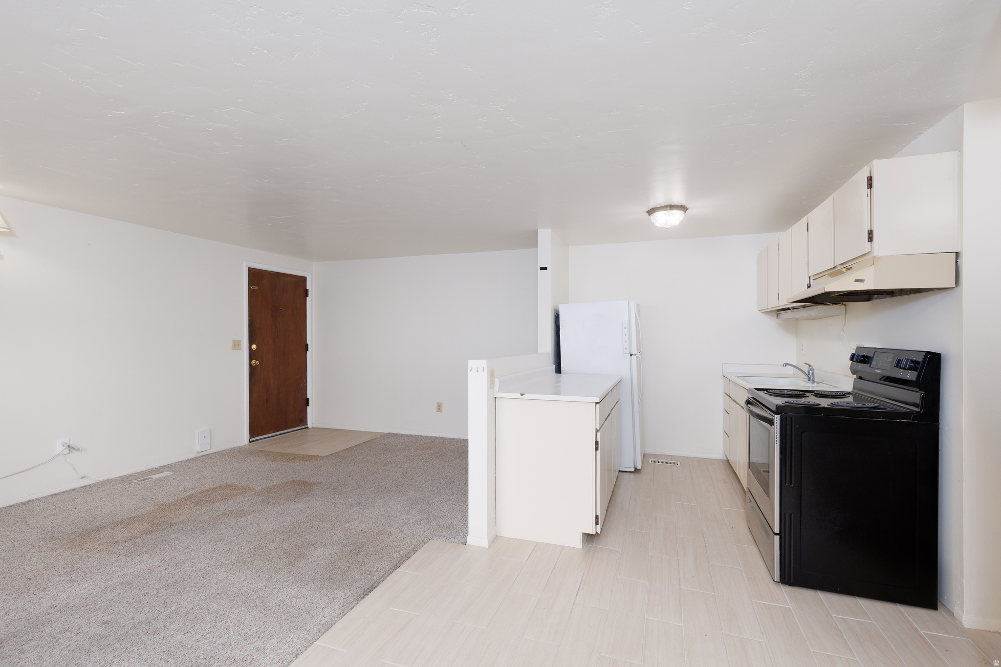 HEATHER RIDGE CONDM - Residential