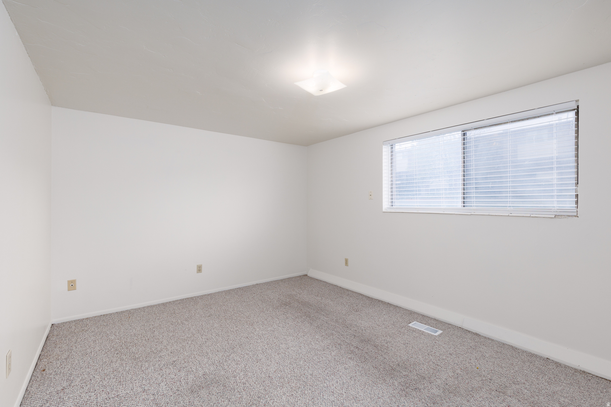 HEATHER RIDGE CONDM - Residential