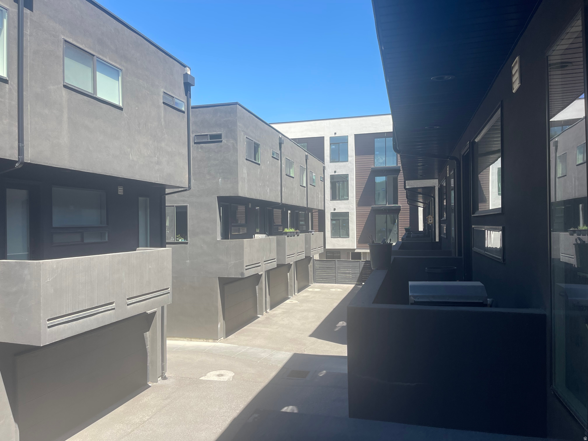 THE RUBY - Residential