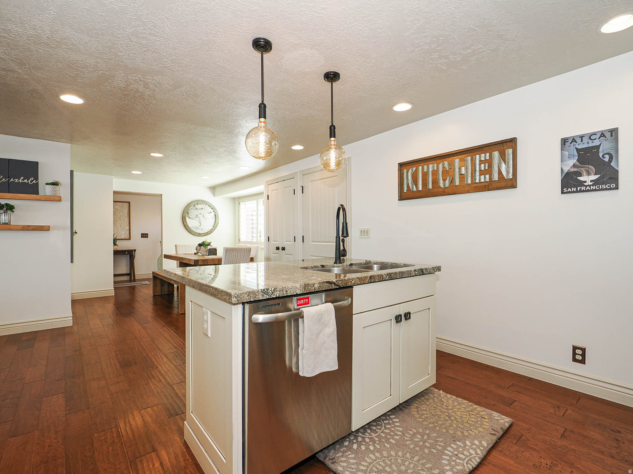 RIVIERA HEIGHTS - Residential