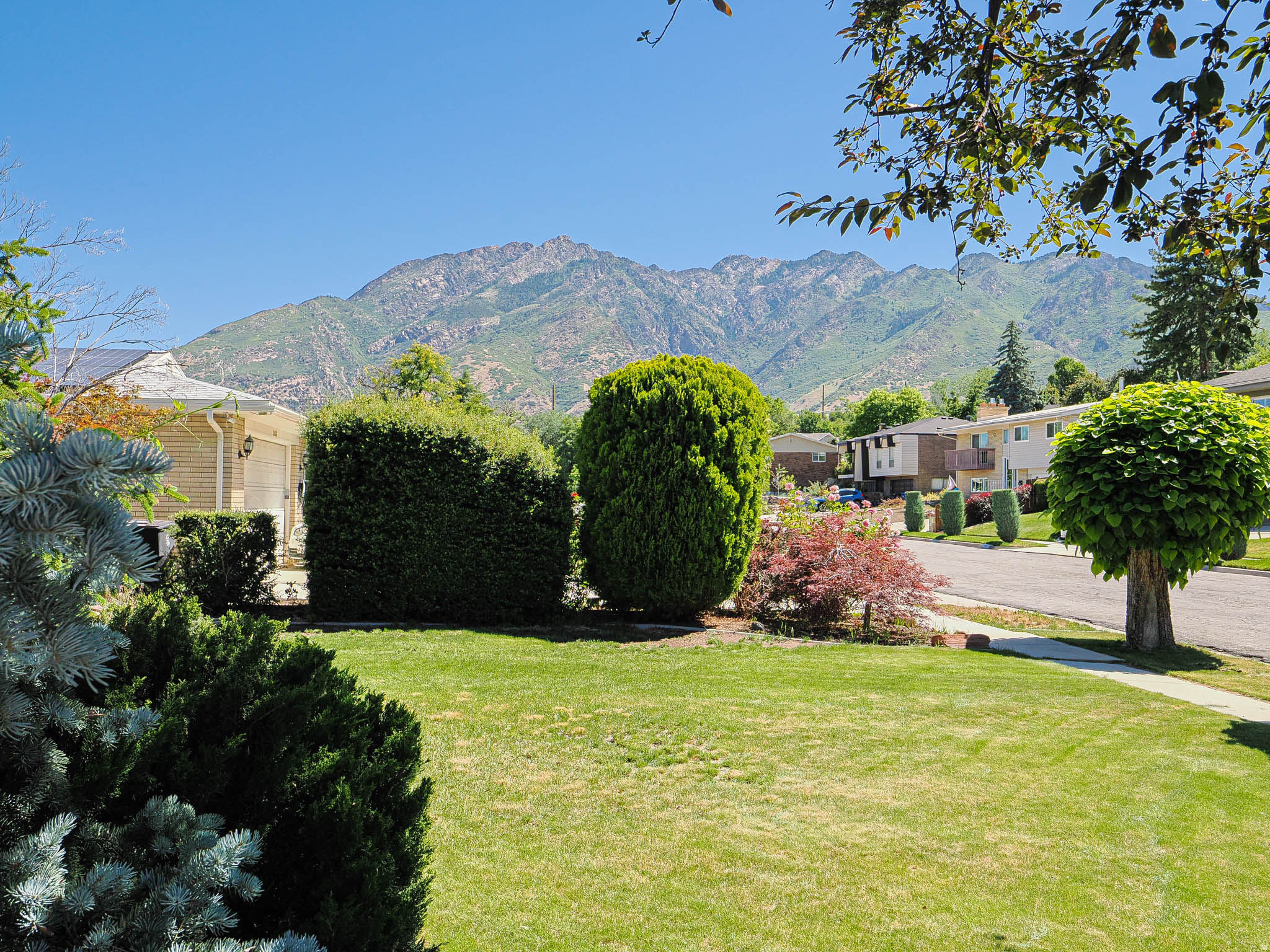RIVIERA HEIGHTS - Residential