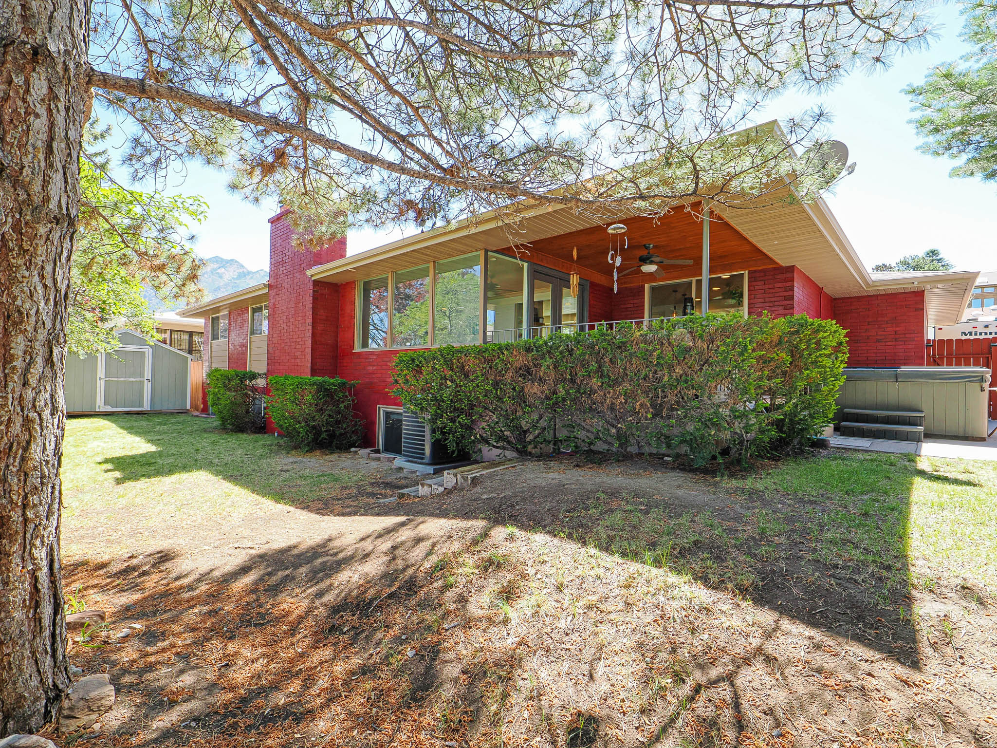 RIVIERA HEIGHTS - Residential