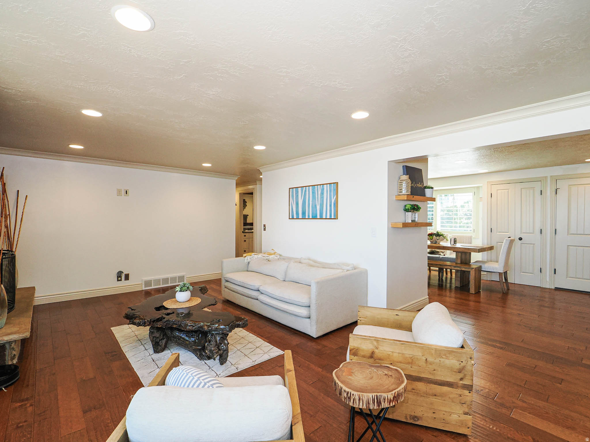 RIVIERA HEIGHTS - Residential