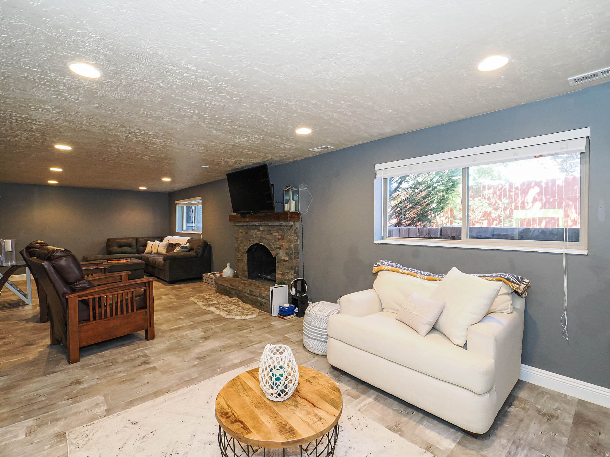 RIVIERA HEIGHTS - Residential