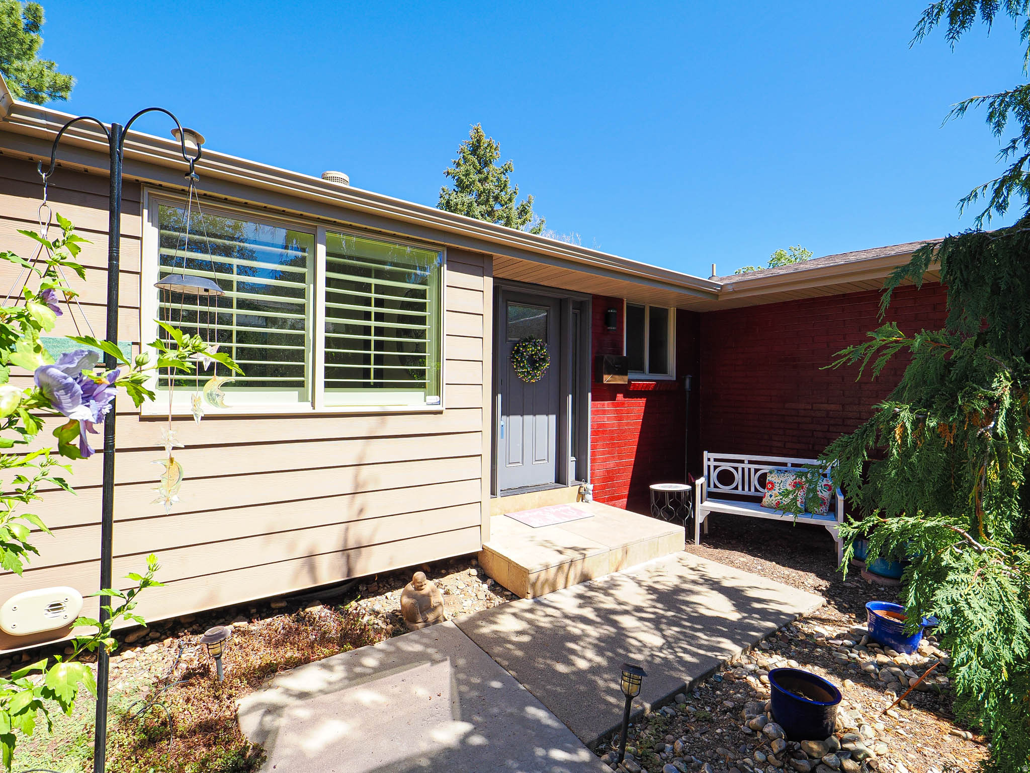 RIVIERA HEIGHTS - Residential