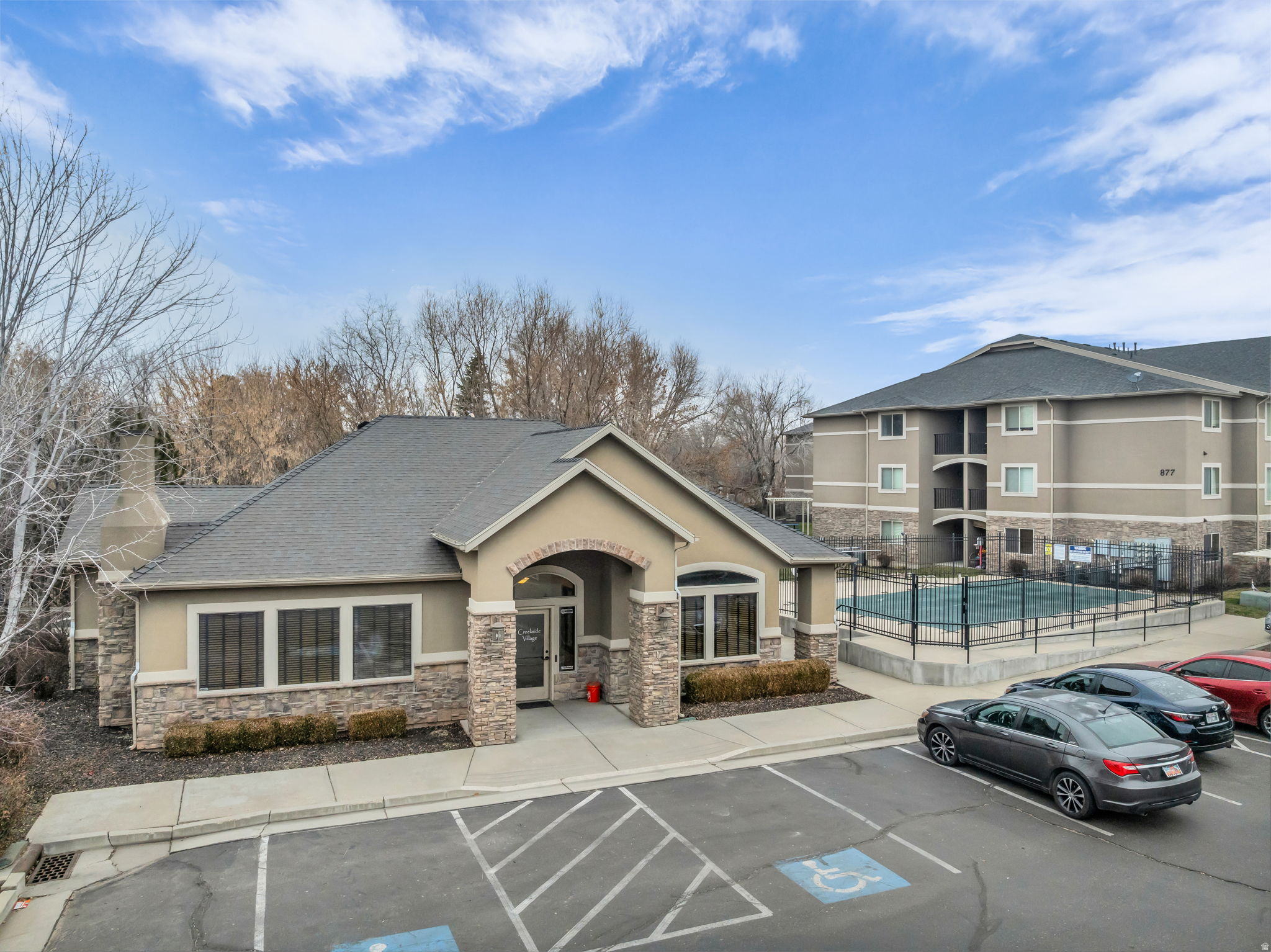 CREEKSIDE VILLAGE - Residential