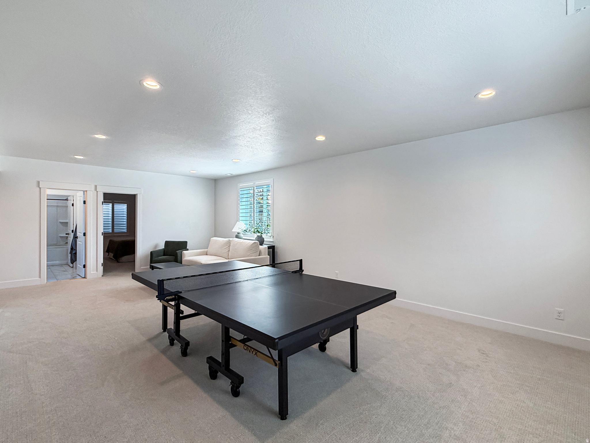 VIEWS AT ROCKWOOD - Residential