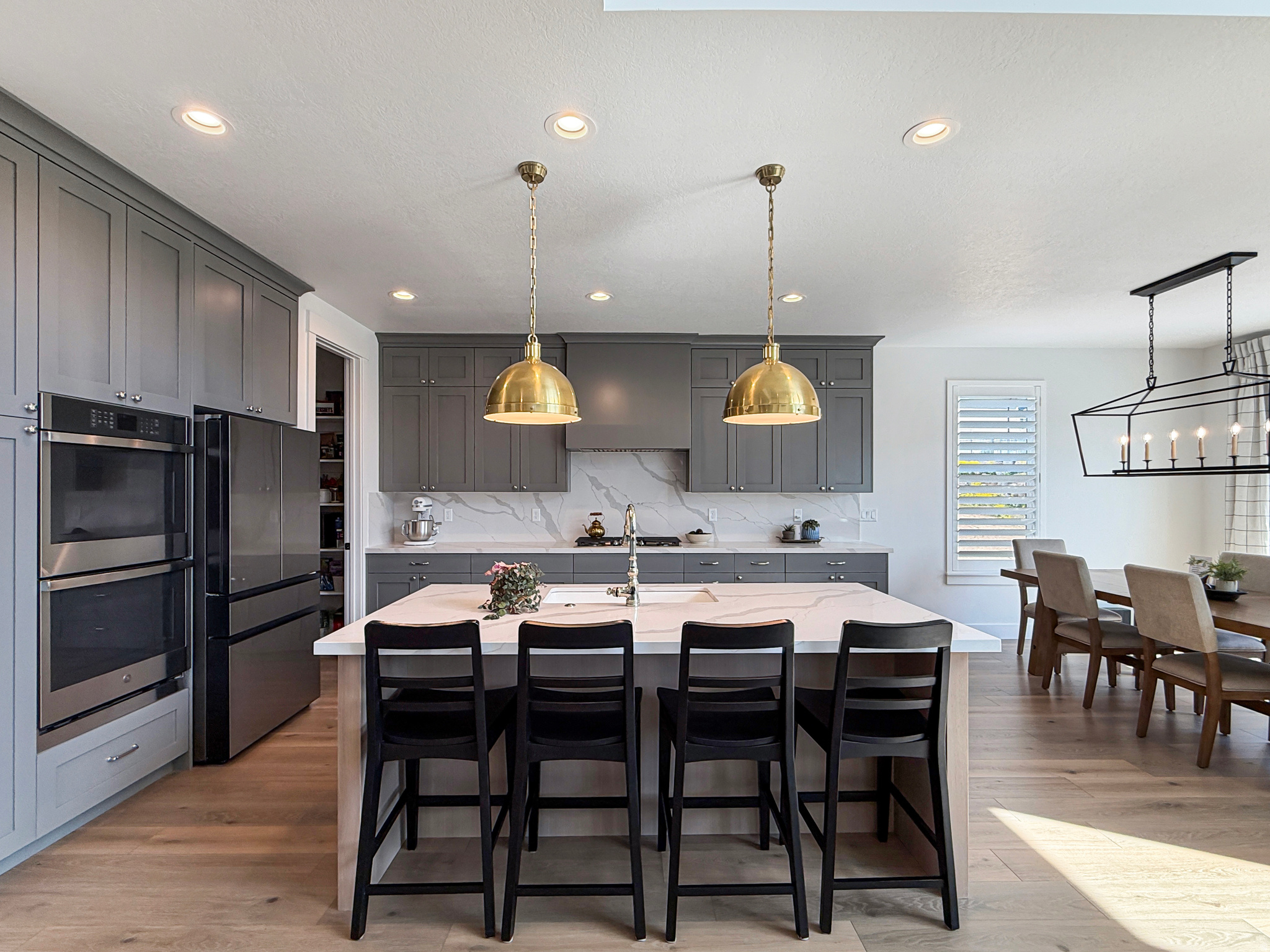 VIEWS AT ROCKWOOD - Residential