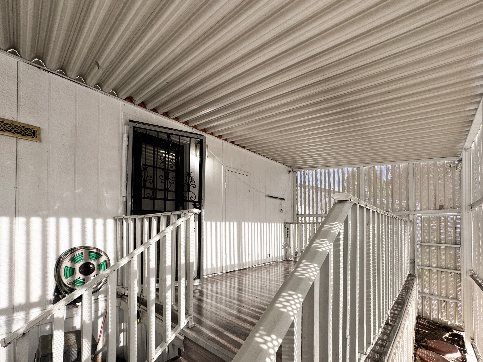 MOUNTAIN VIEW MHC - Residential