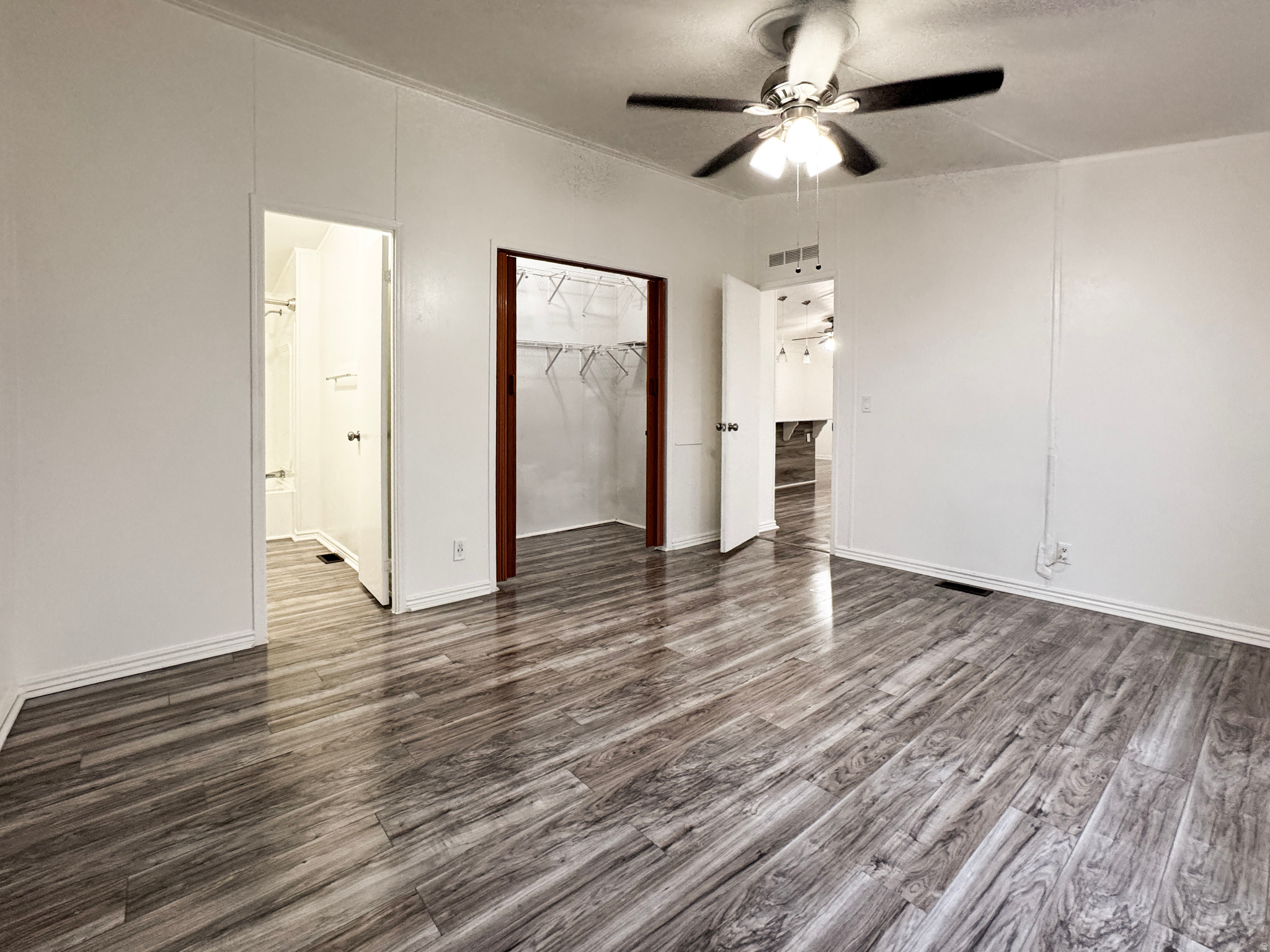 MOUNTAIN VIEW MHC - Residential