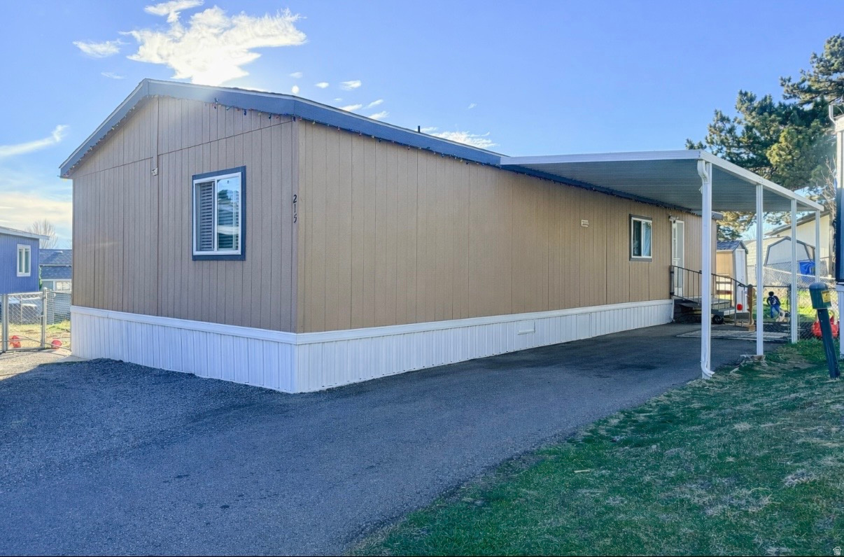 Fleetwood Berkshire Doublewide. Many upgrades.  Each bedroom features its own walk-in closet! Large fenced lot with storage shed included. Rolling Hills Community, one of the best parks in North. Clubhouse, private community pool and basketball court.