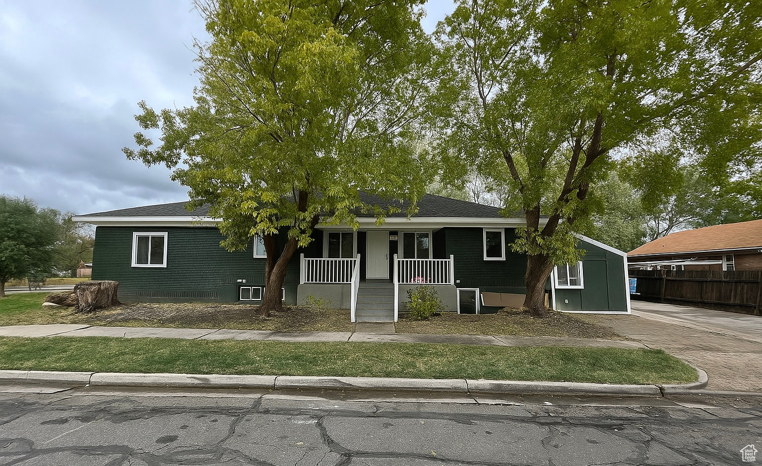 COATES - Residential