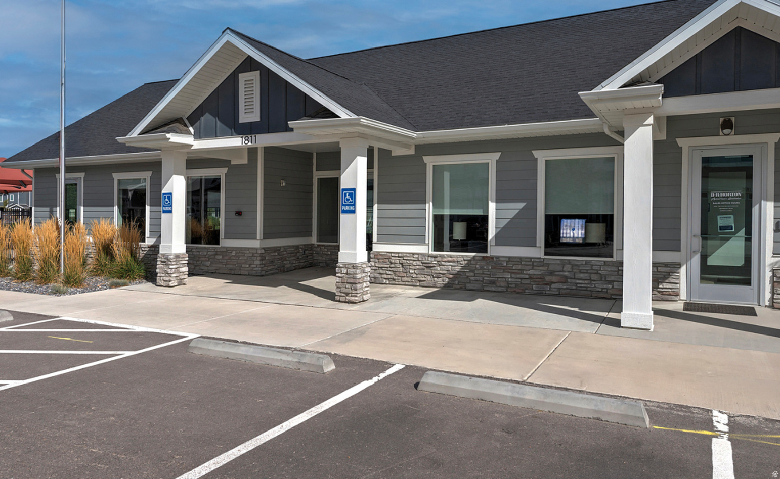 EAGLE POINT - Residential