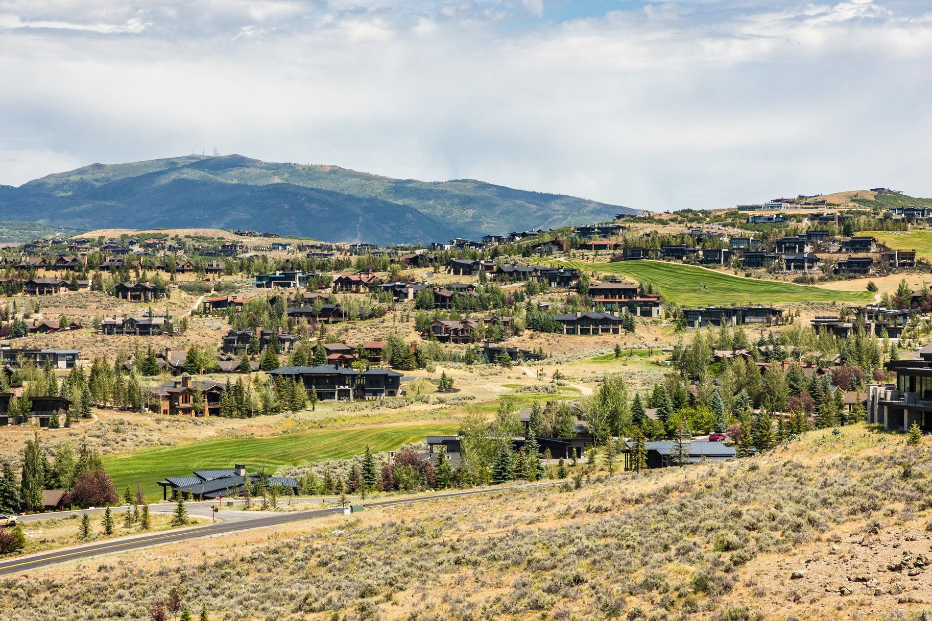 ELK RIDGE BLUFFS - Land