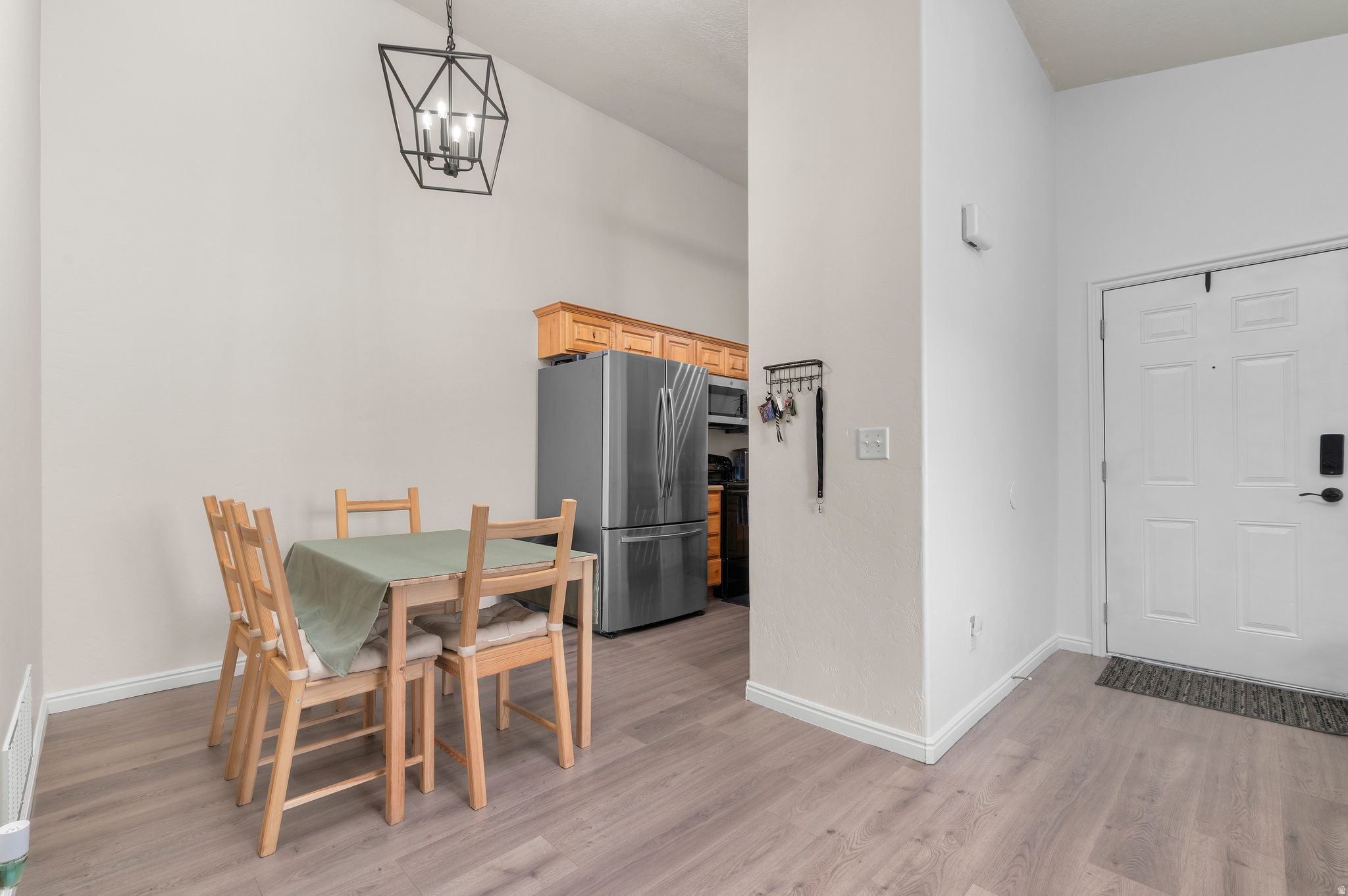 HILLCREST - Residential